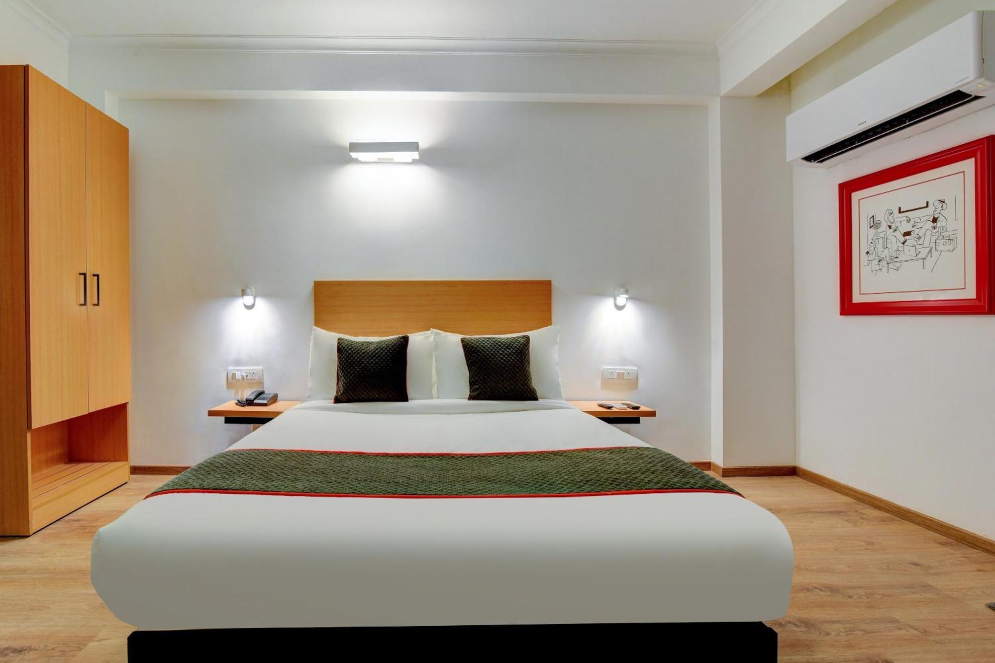 Townhouse Infinity Hotel Gurgaon