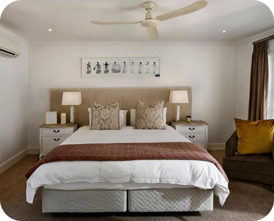 Luxury Living Expert Fully Furnished Apartment