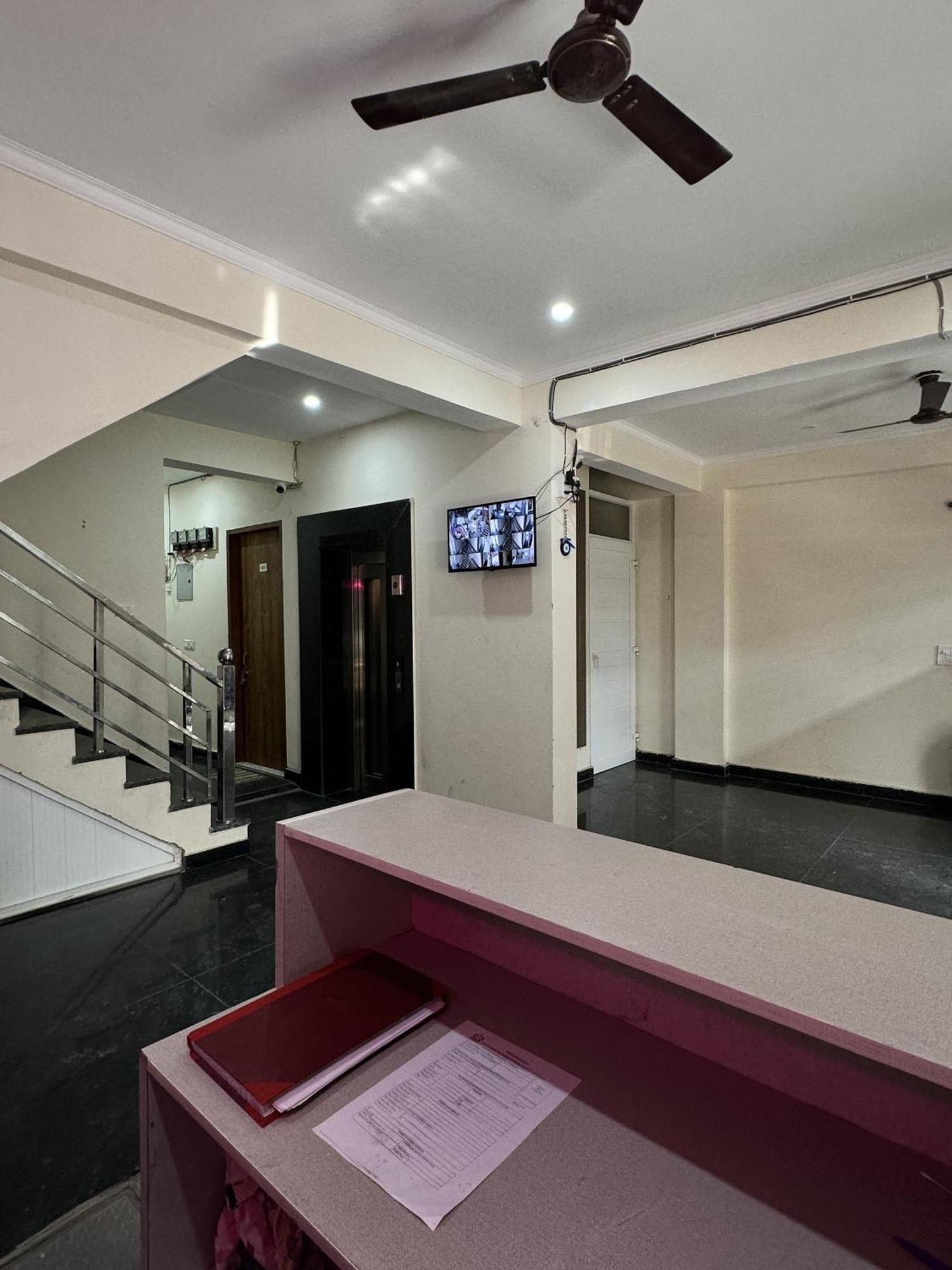 Homestay Sunita Residency *