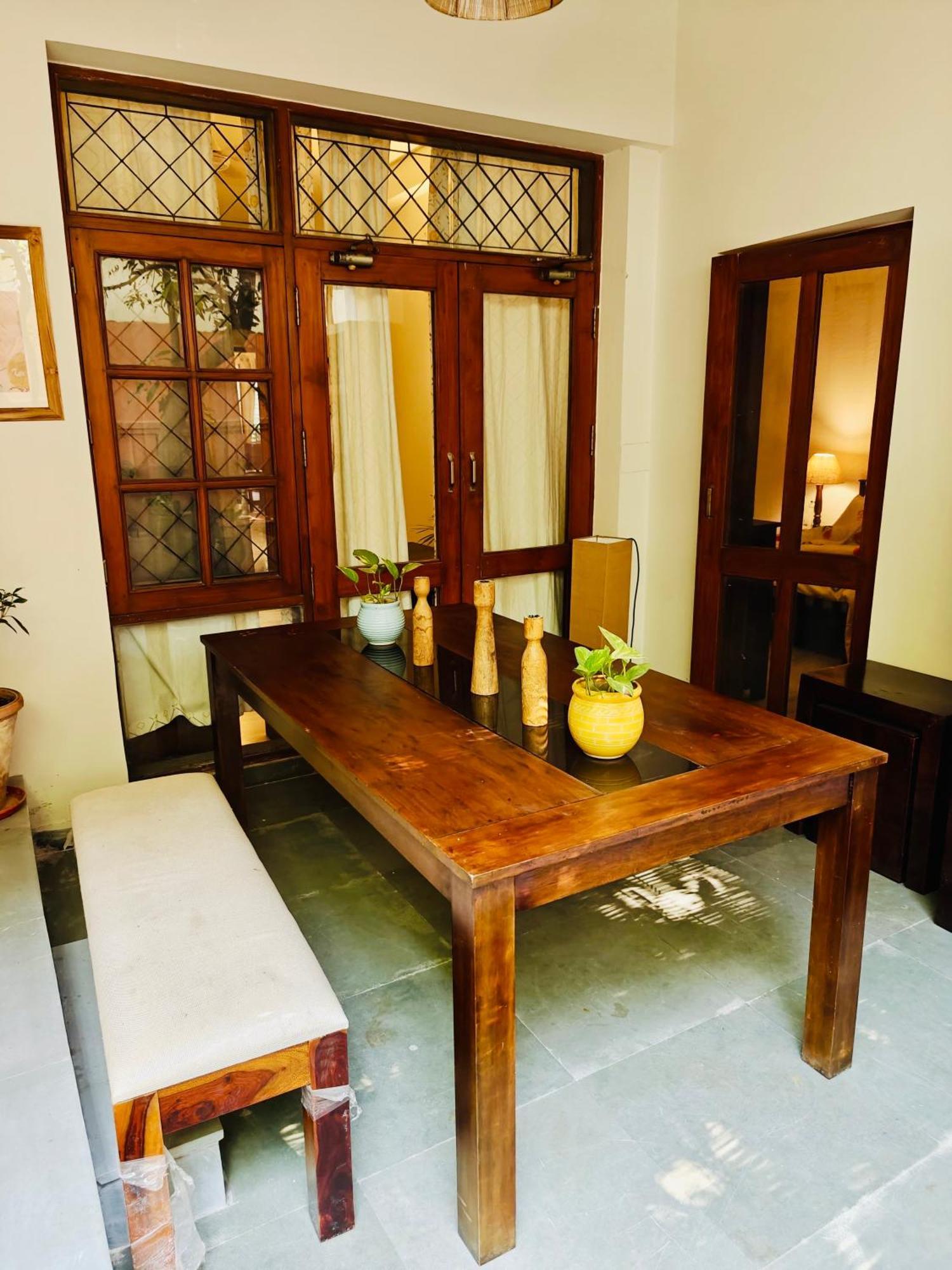 Art Kothi *