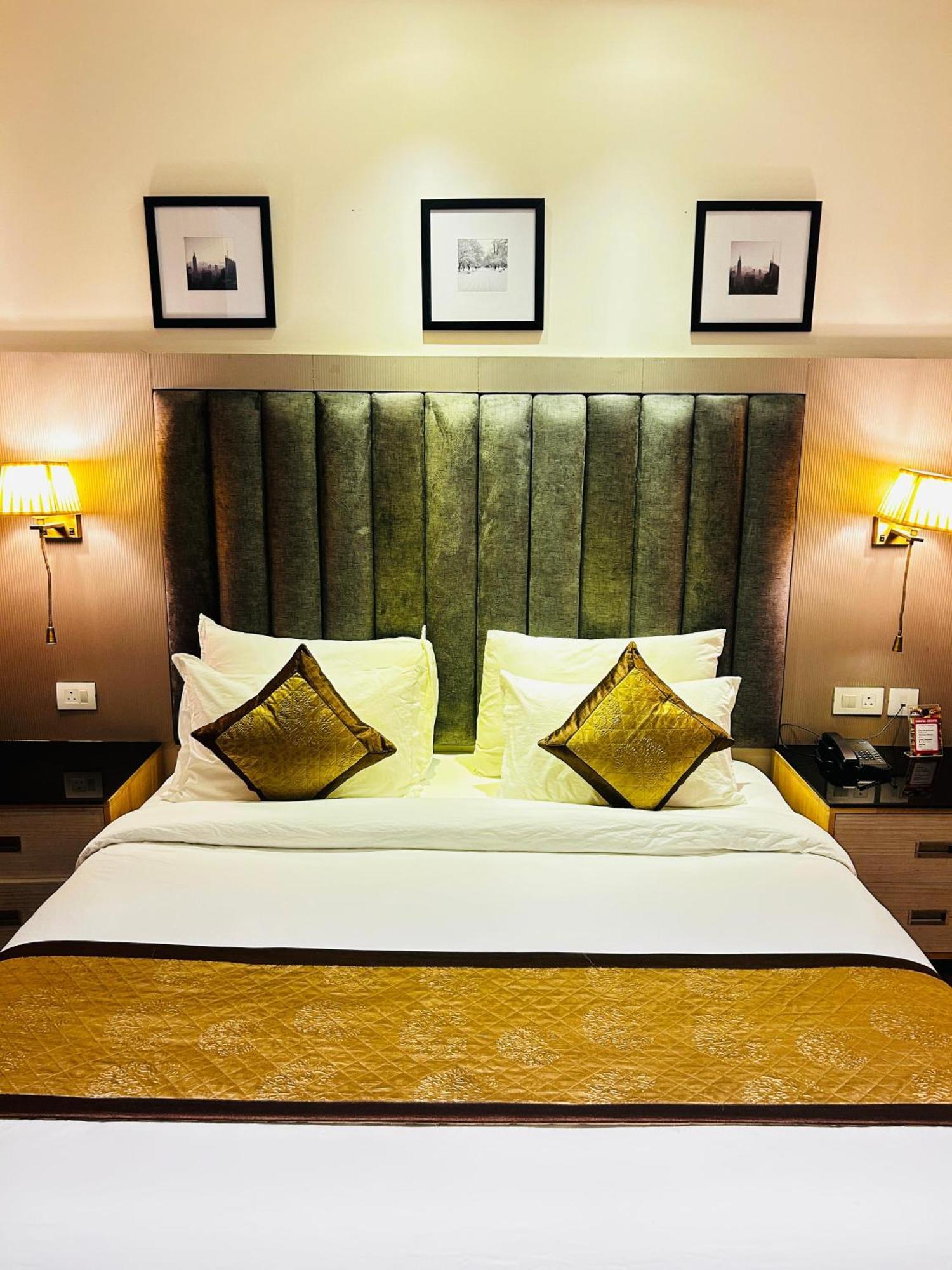 Hotel Sakura Gold 4*