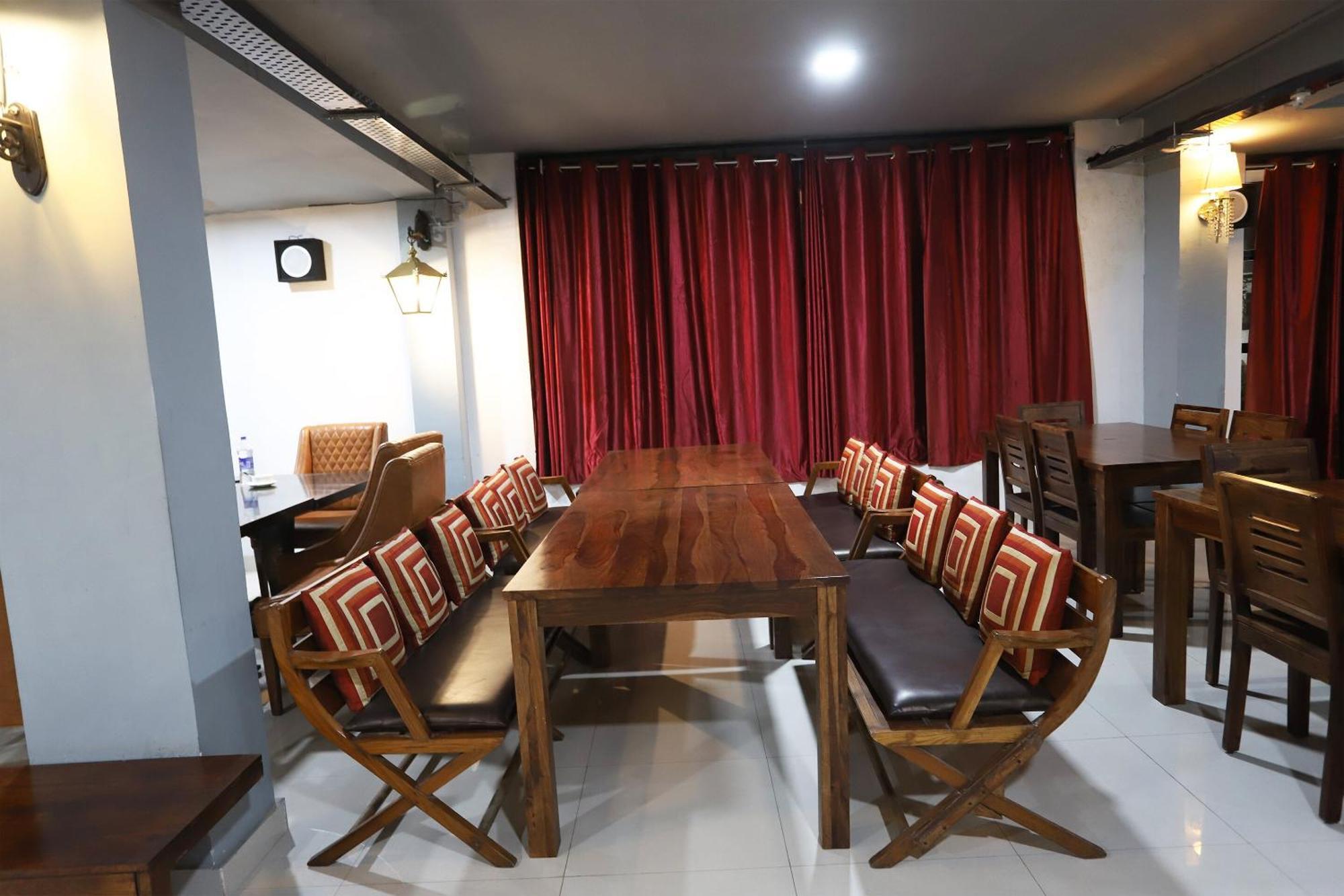 Super Capital O Levanti Near Aravali Biodiversity Park 3*