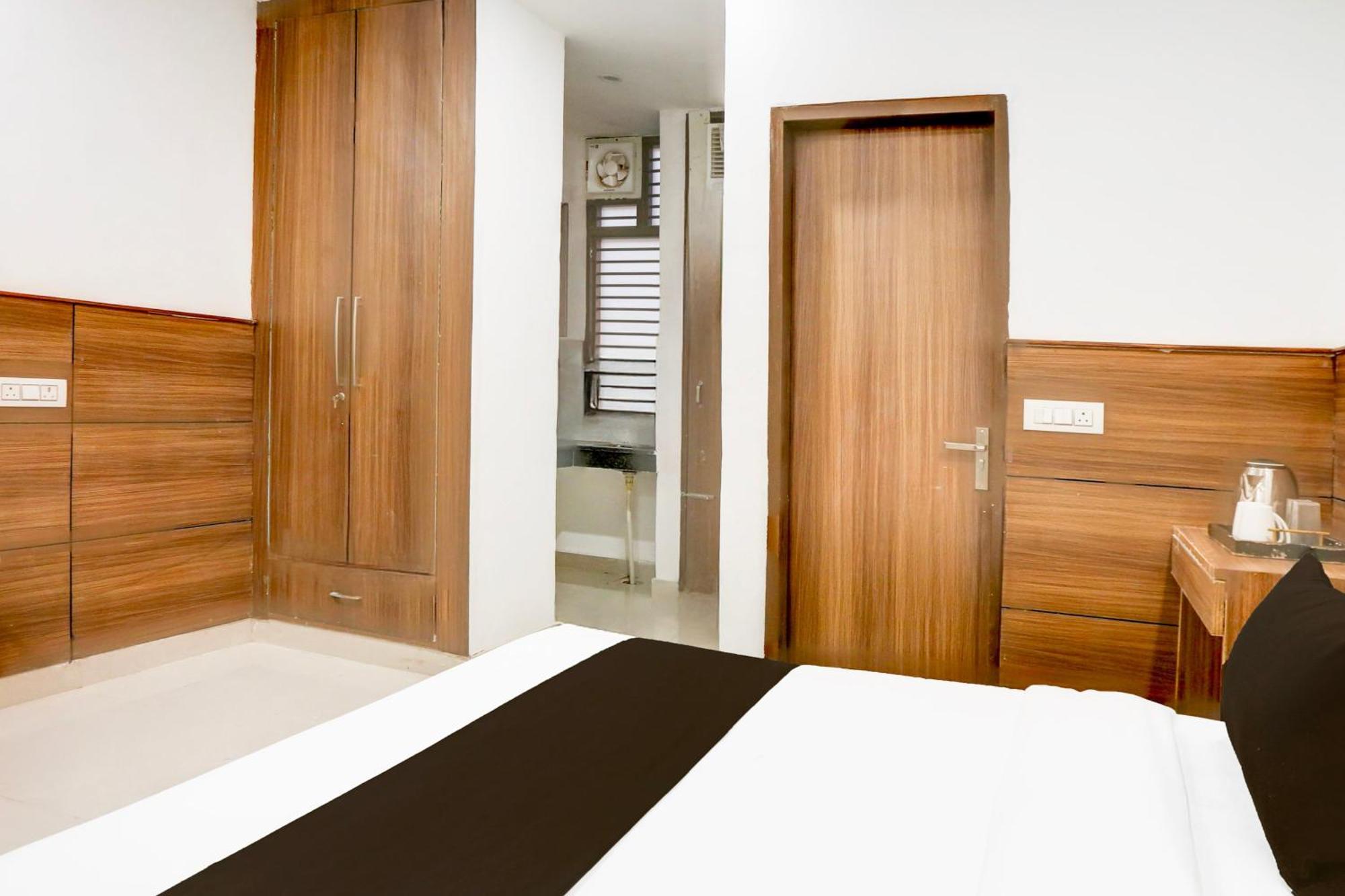 Super O Cyber Phase 3 Hotel Gurgaon