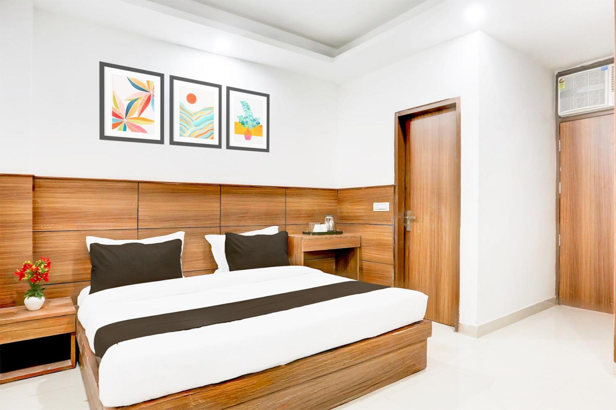 Hotel Super O Cyber Phase 3 Gurgaon