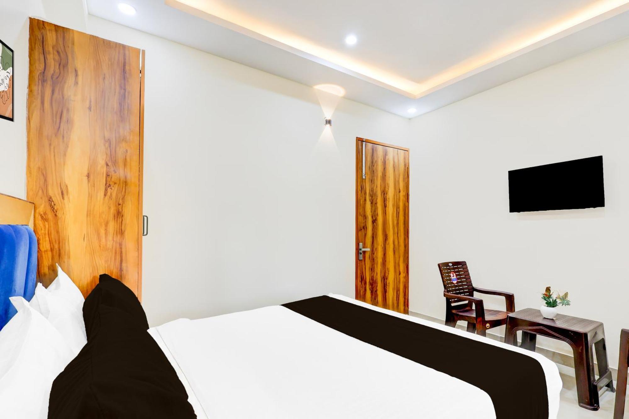 Hotel O Blu Plaza Gurgaon