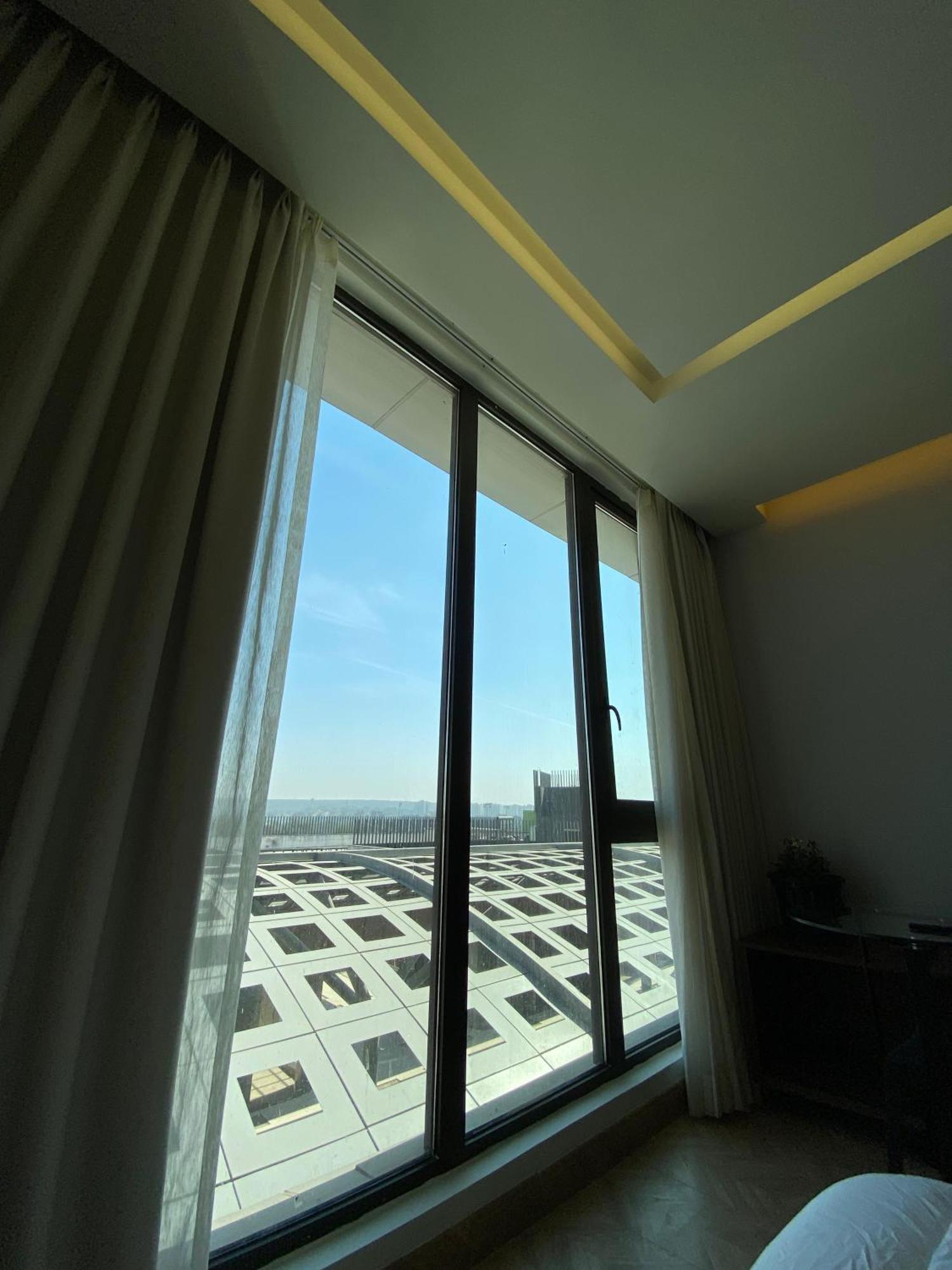 Elegant In Apartment *