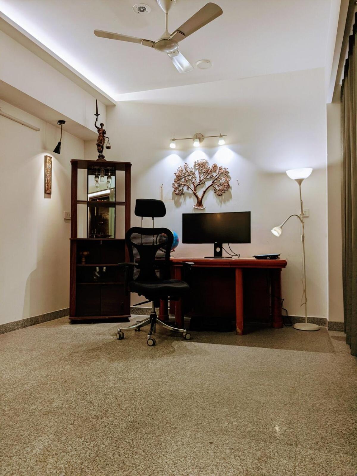 Dlf 5 Bed Cozy Dugout Pool Table 4k Theatre * Gurgaon