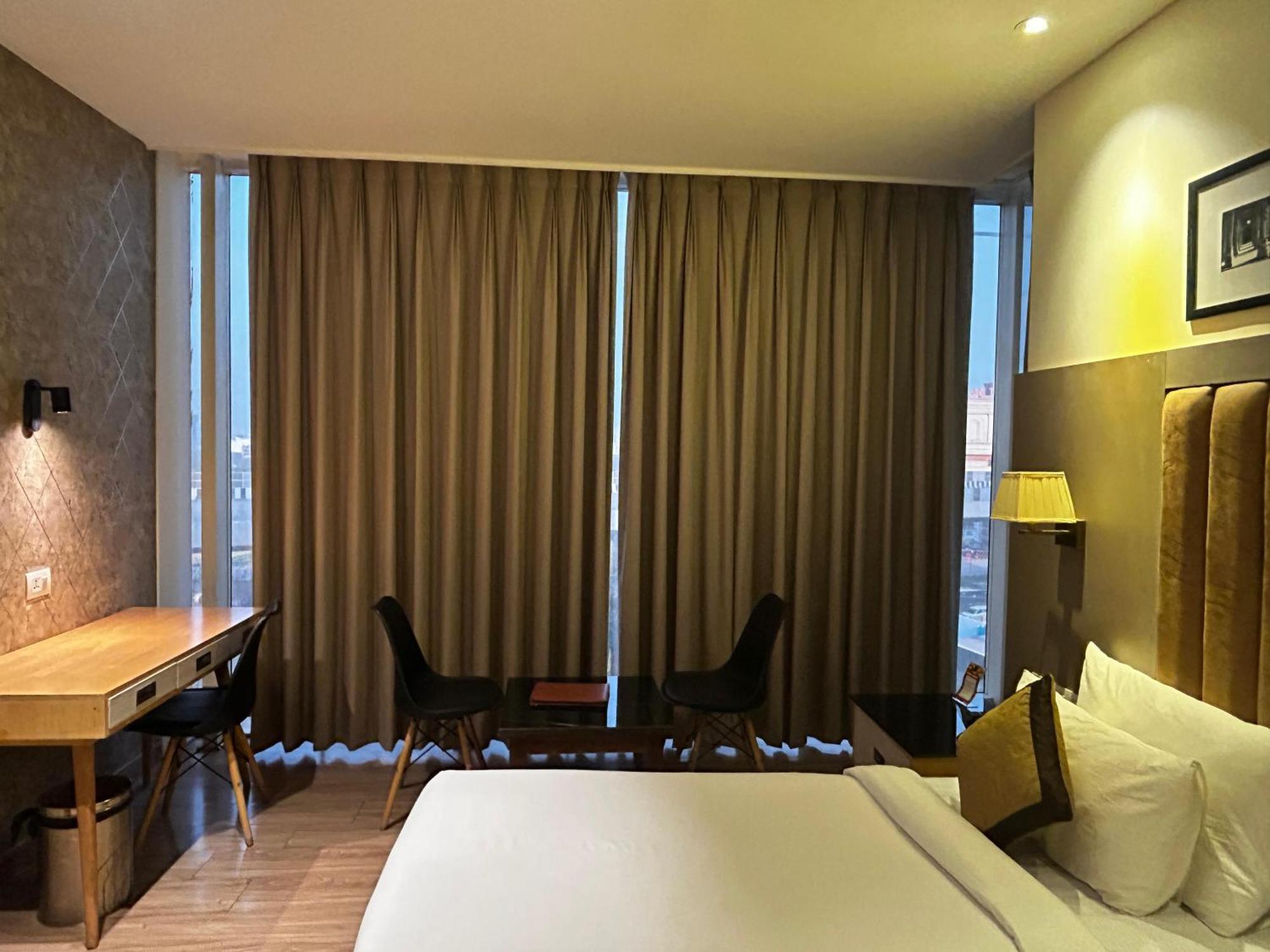 Sakura Gold 4* Gurgaon