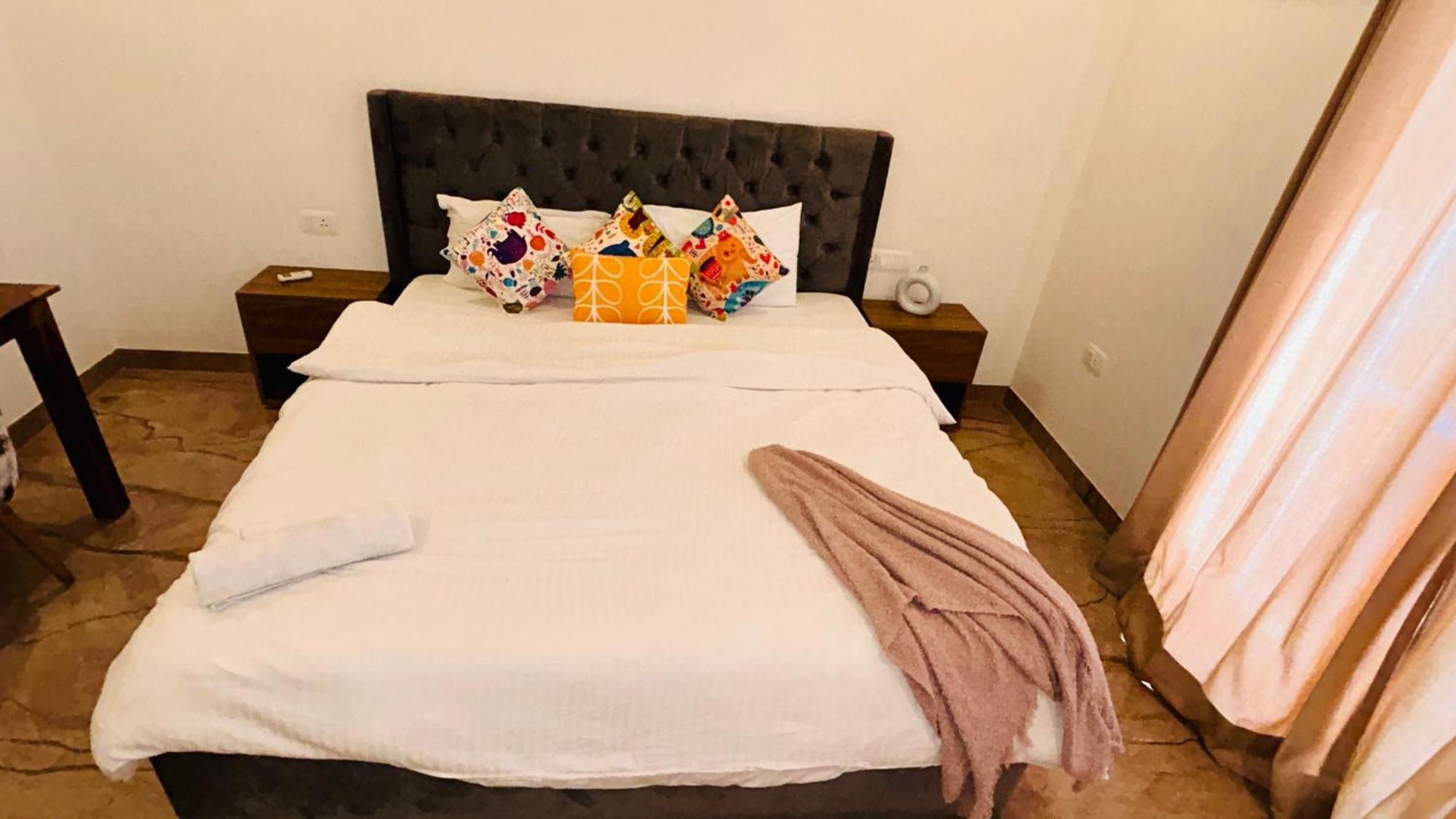 Hotel Liv Regalia - Medanta