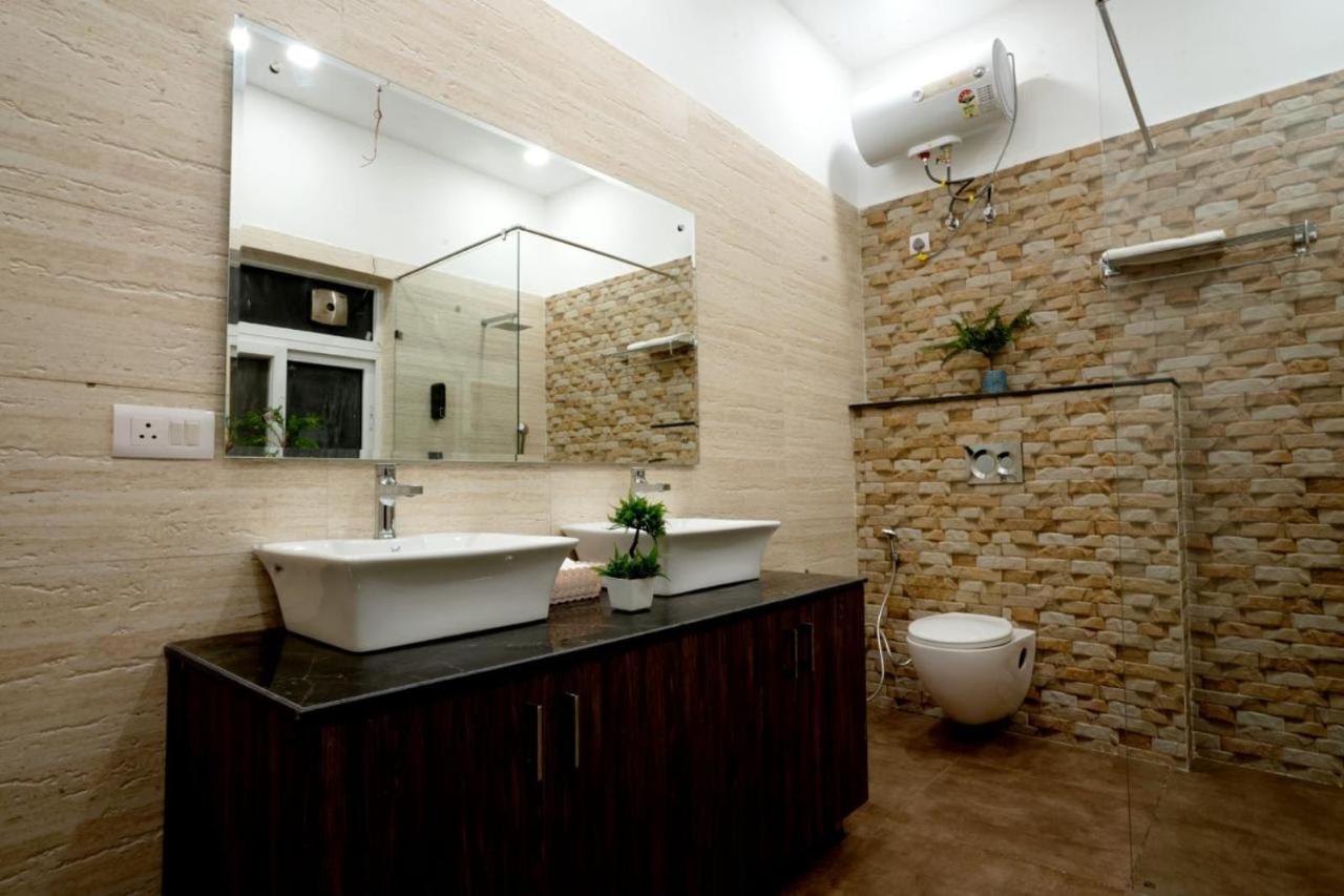 Benzila * Gurgaon