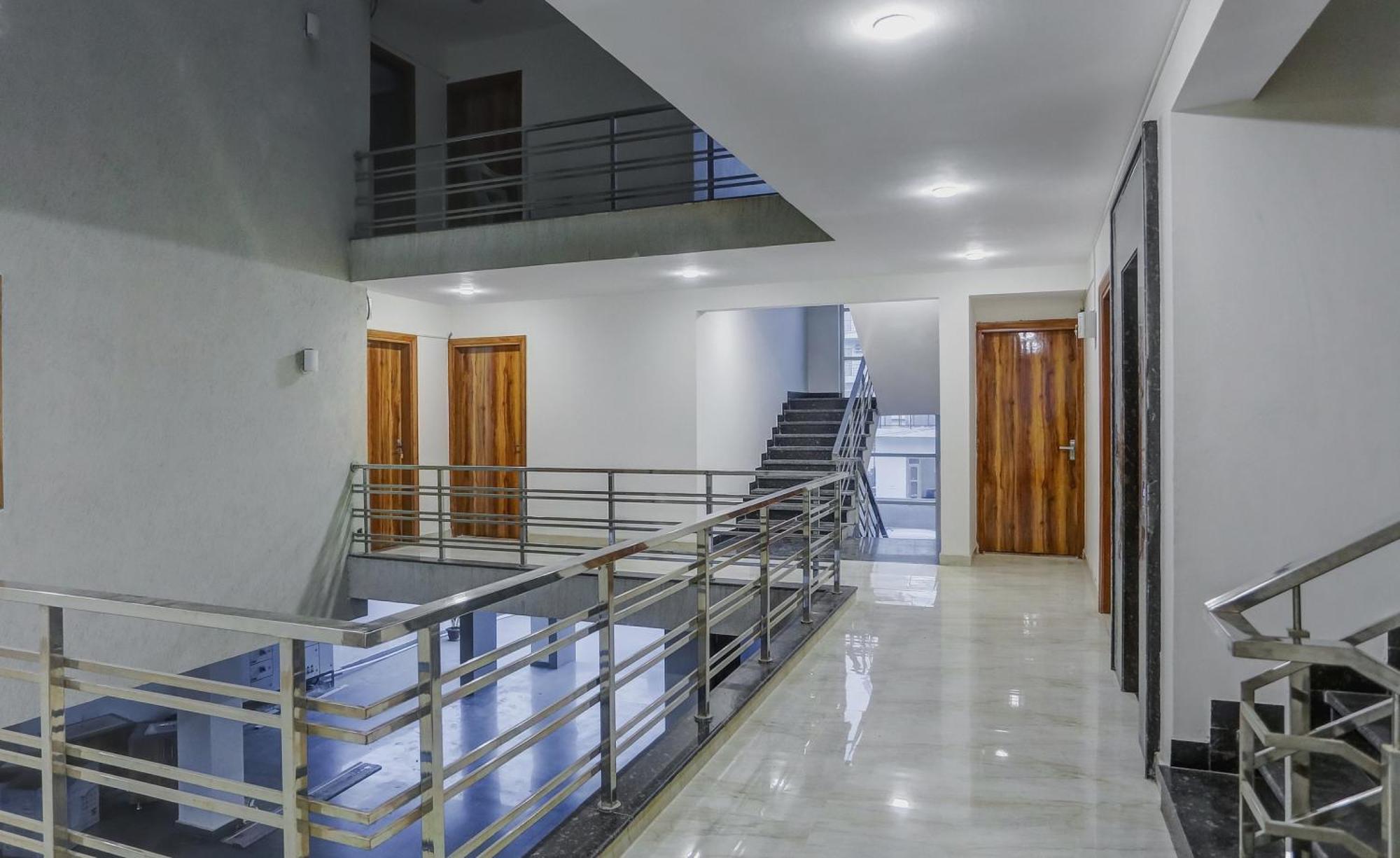 Hotel Collection O The Doors Near Appu Ghar Gurgaon