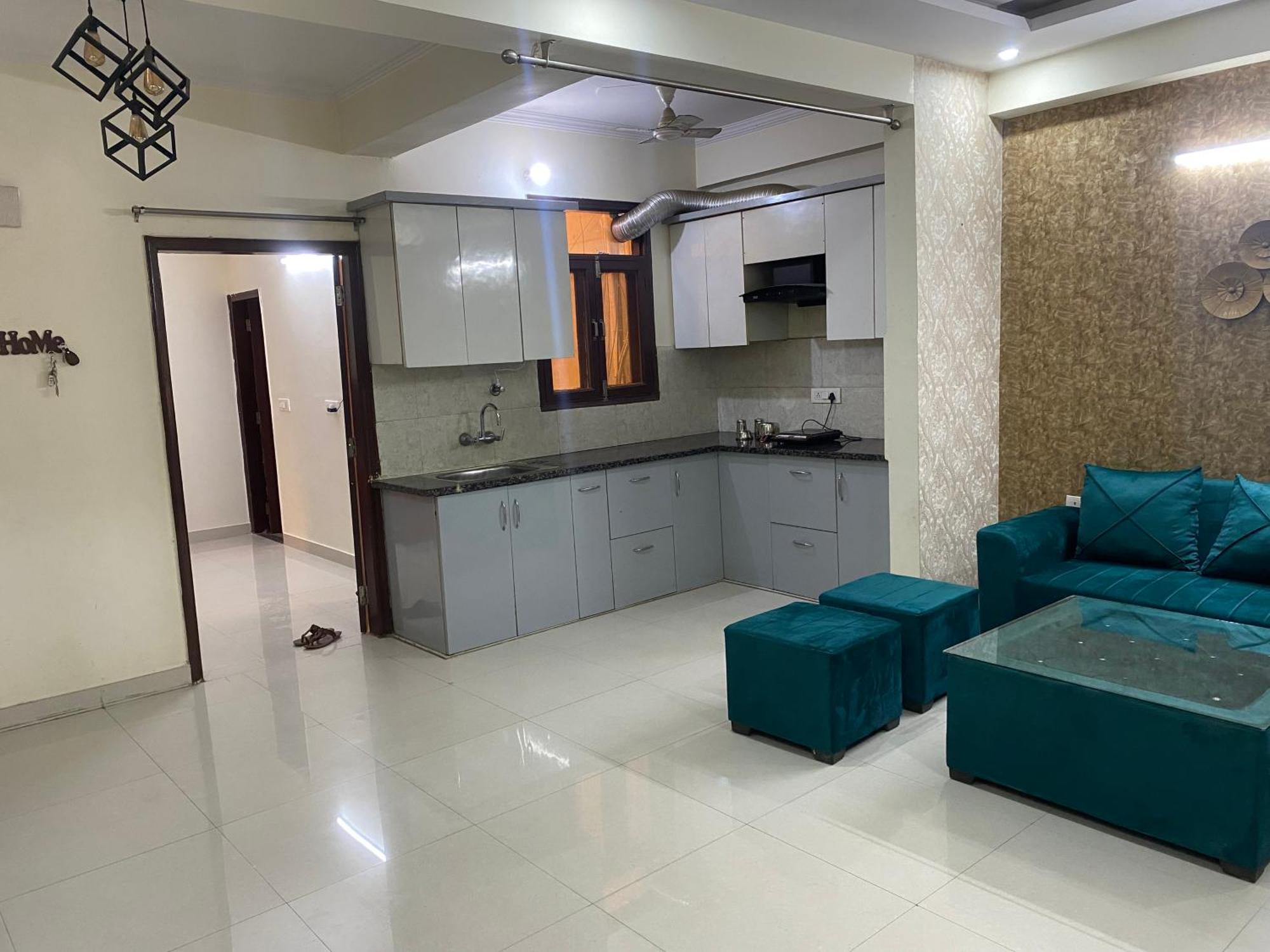 Cozy 2 Bhk Flat In Apartment Gurgaon