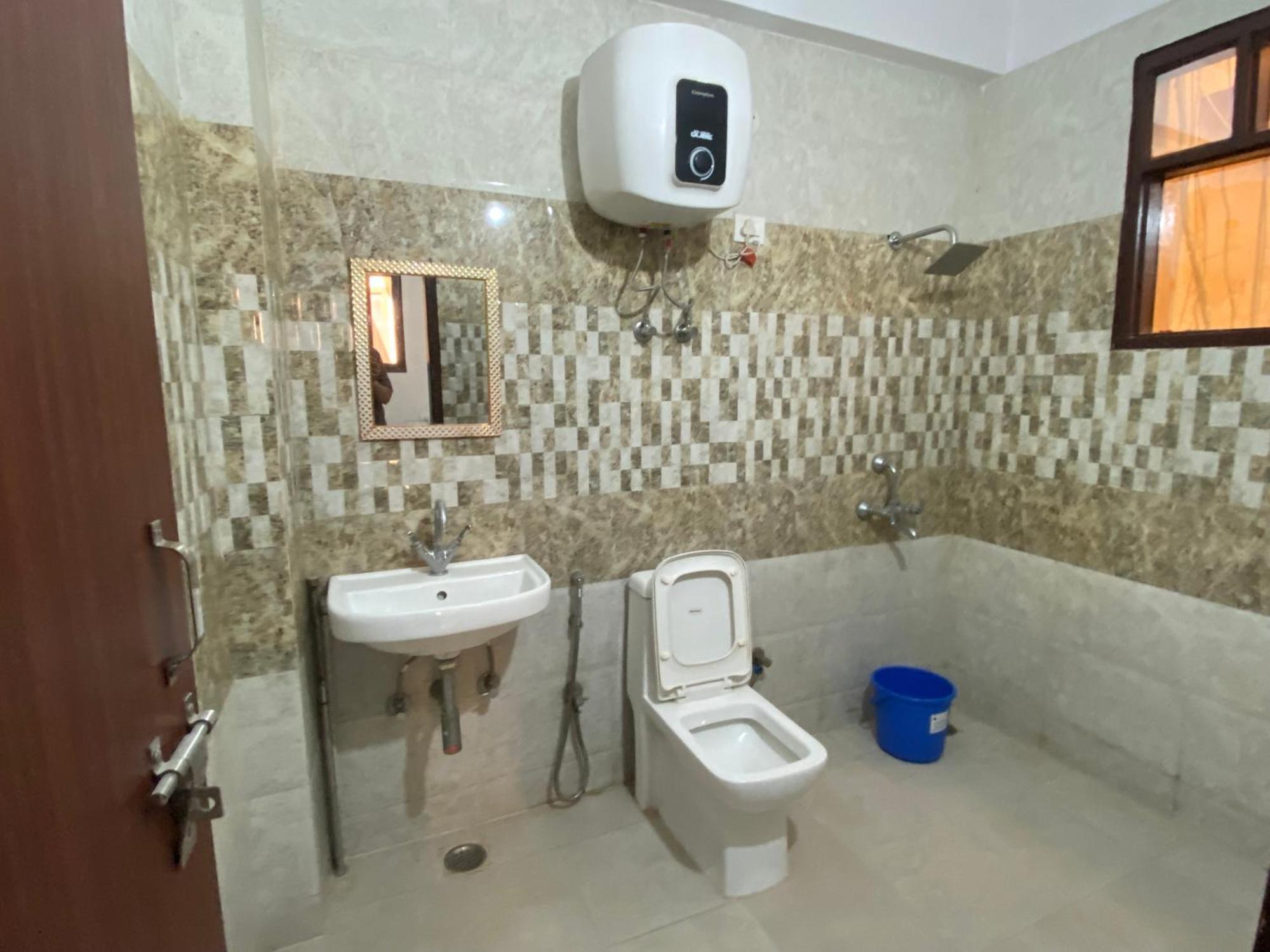 Cozy 2 Bhk Flat In