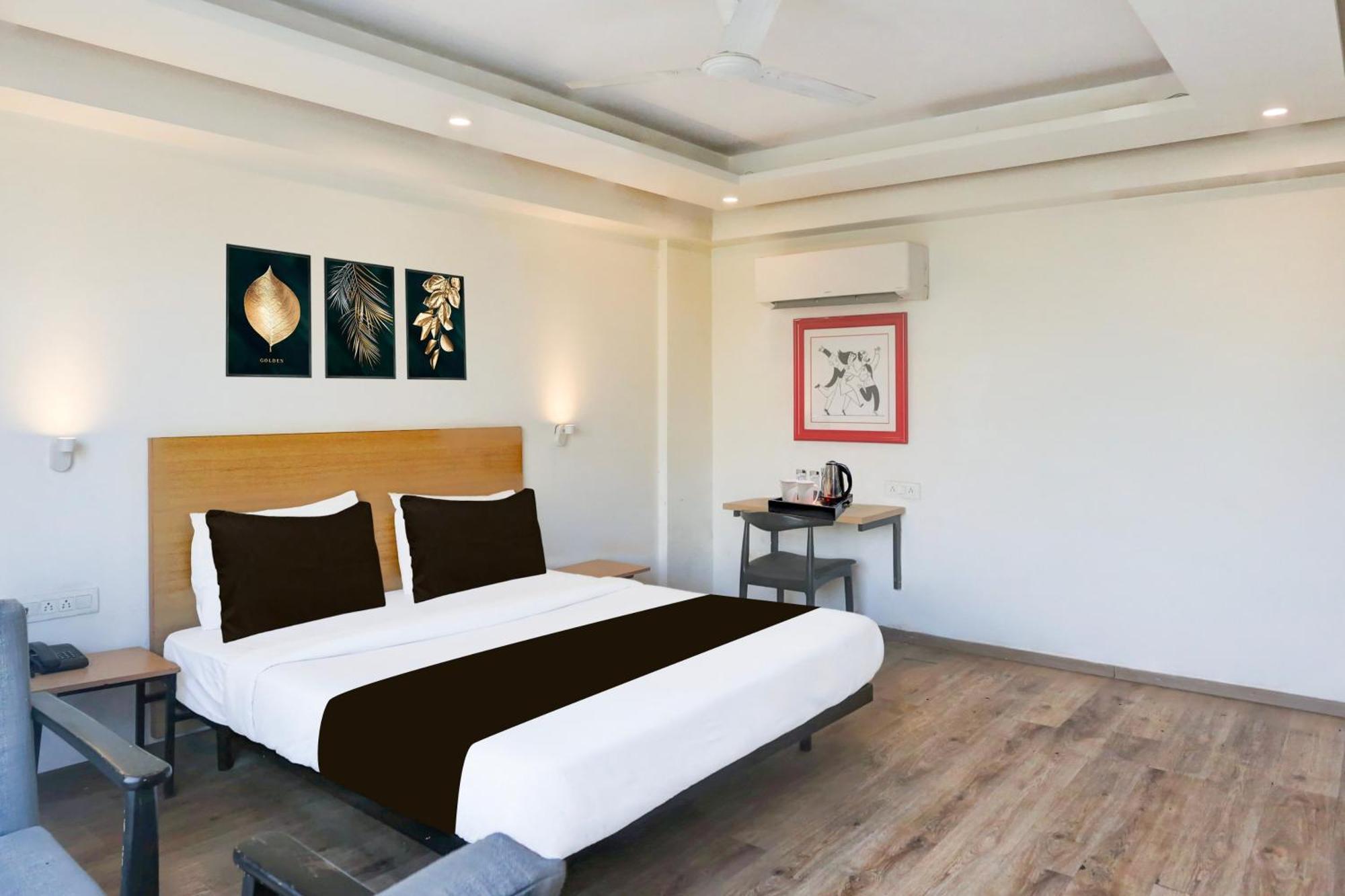 Super Townhouse Sector 57 Near Hong Kong Bazaar Hotel Gurgaon