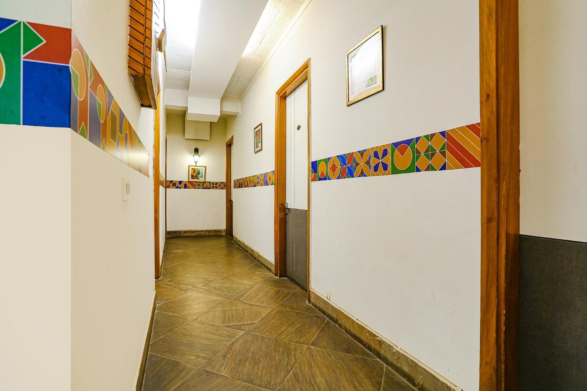 Fabhotel Premium Nest