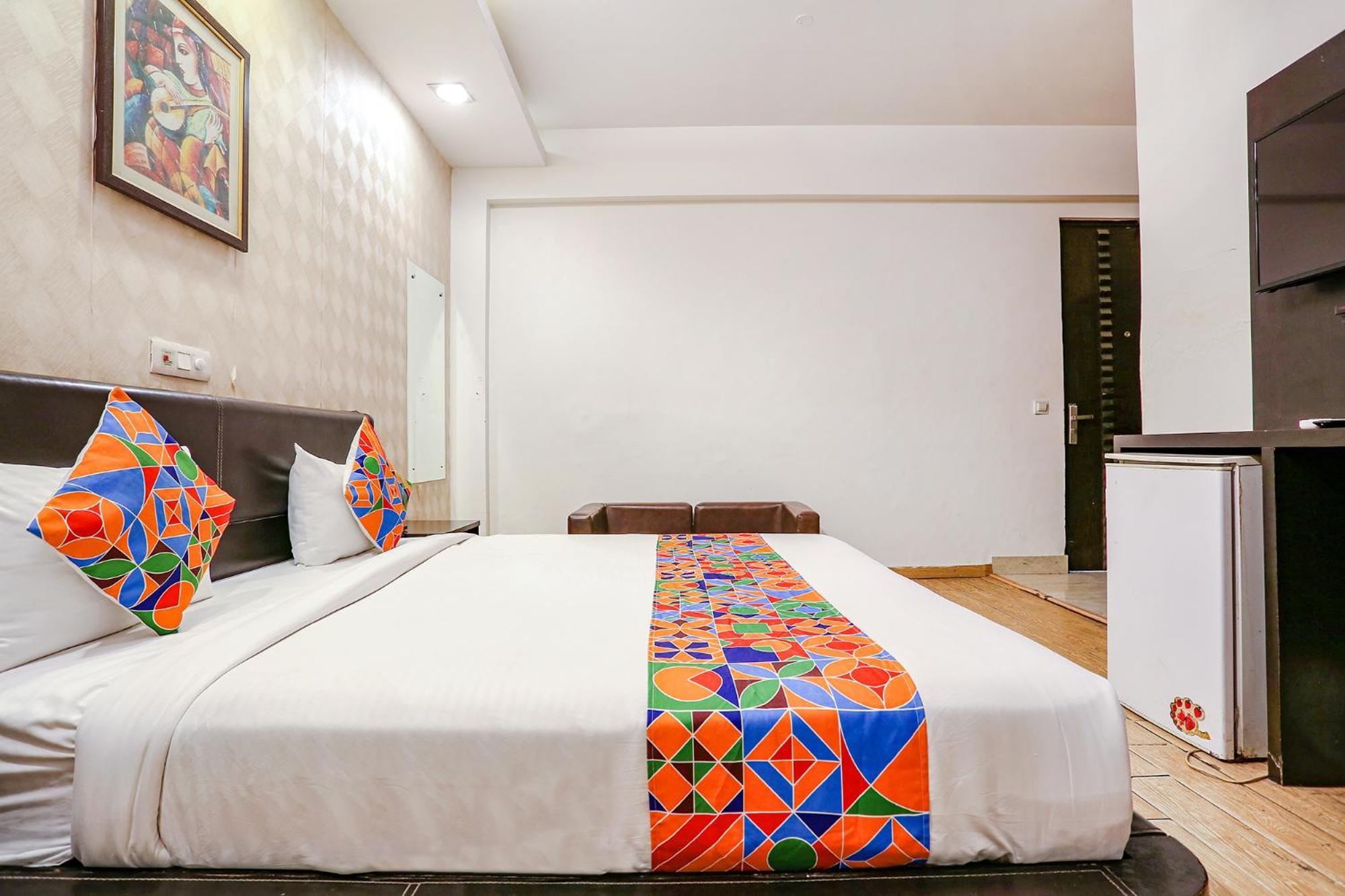 Fabhotel Premium Nest Hotel Gurgaon