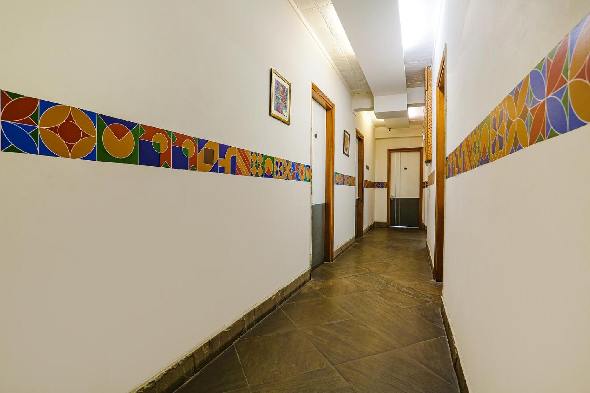 Fabhotel Premium Nest Gurgaon