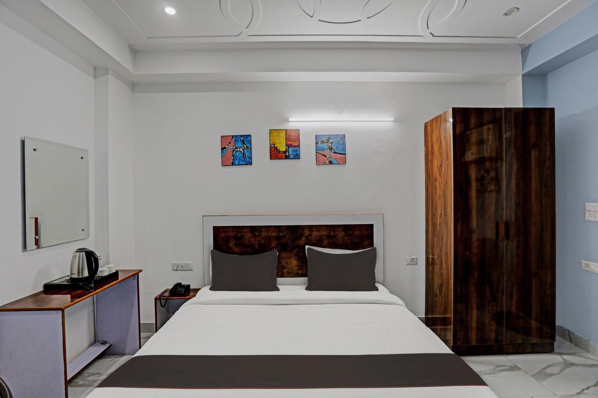 Collection O Kanchan Heritage Hotel