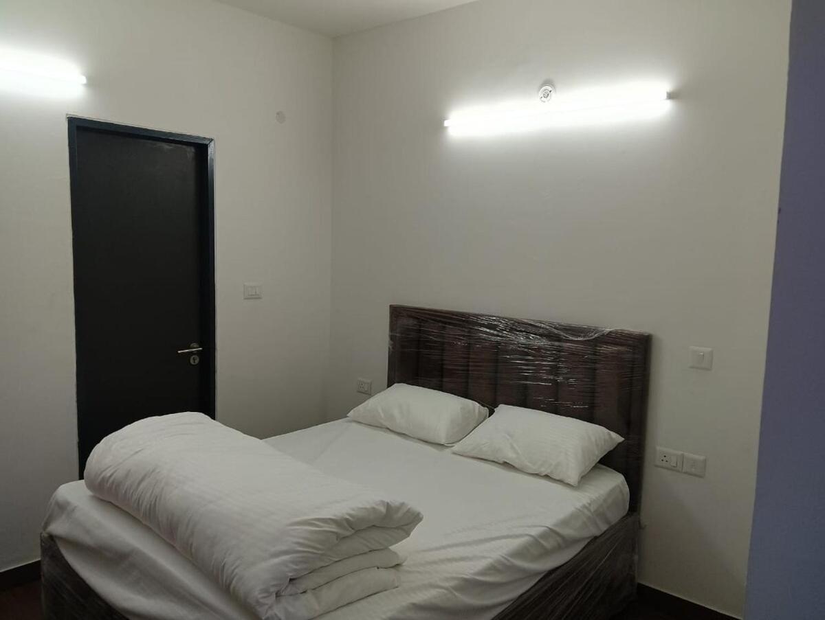Apartment Dwarka Express *