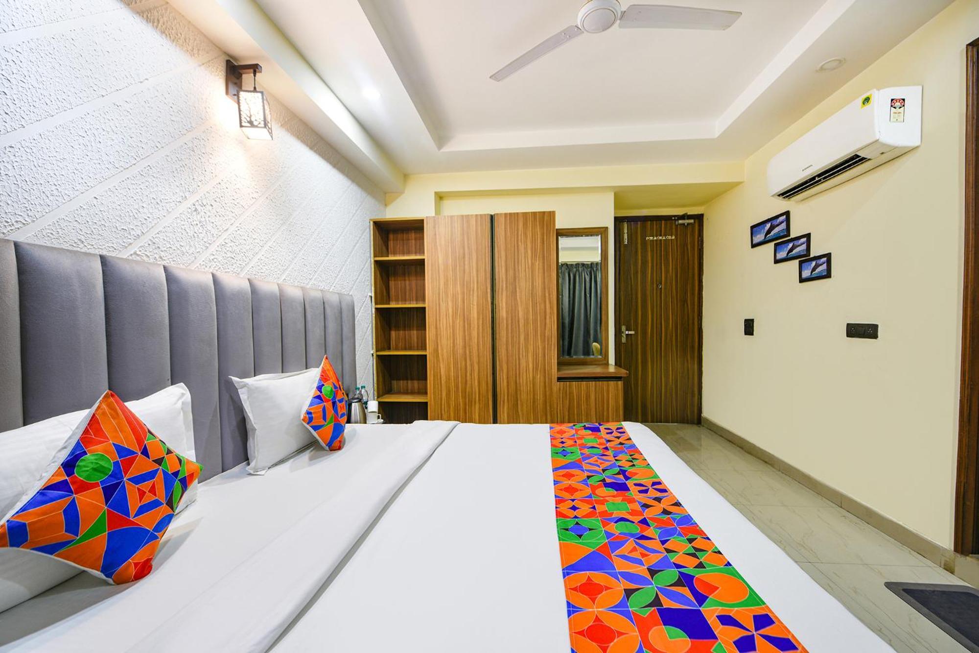 Hotel Fabhotel Dm 45 - Nr Millenium Center Metro