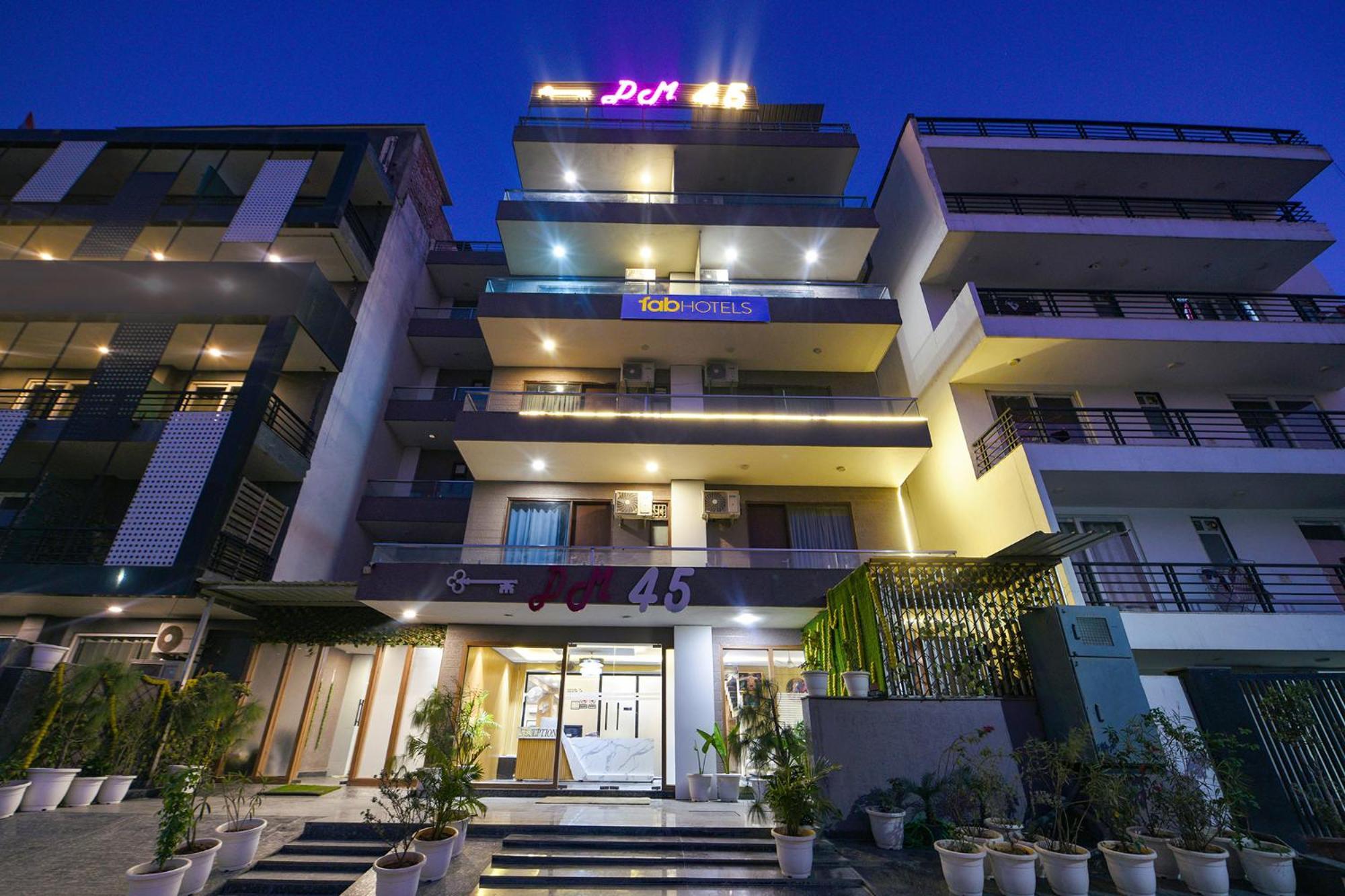 Hotel Fabhotel Dm 45 - Nr Millenium Center Metro 3*