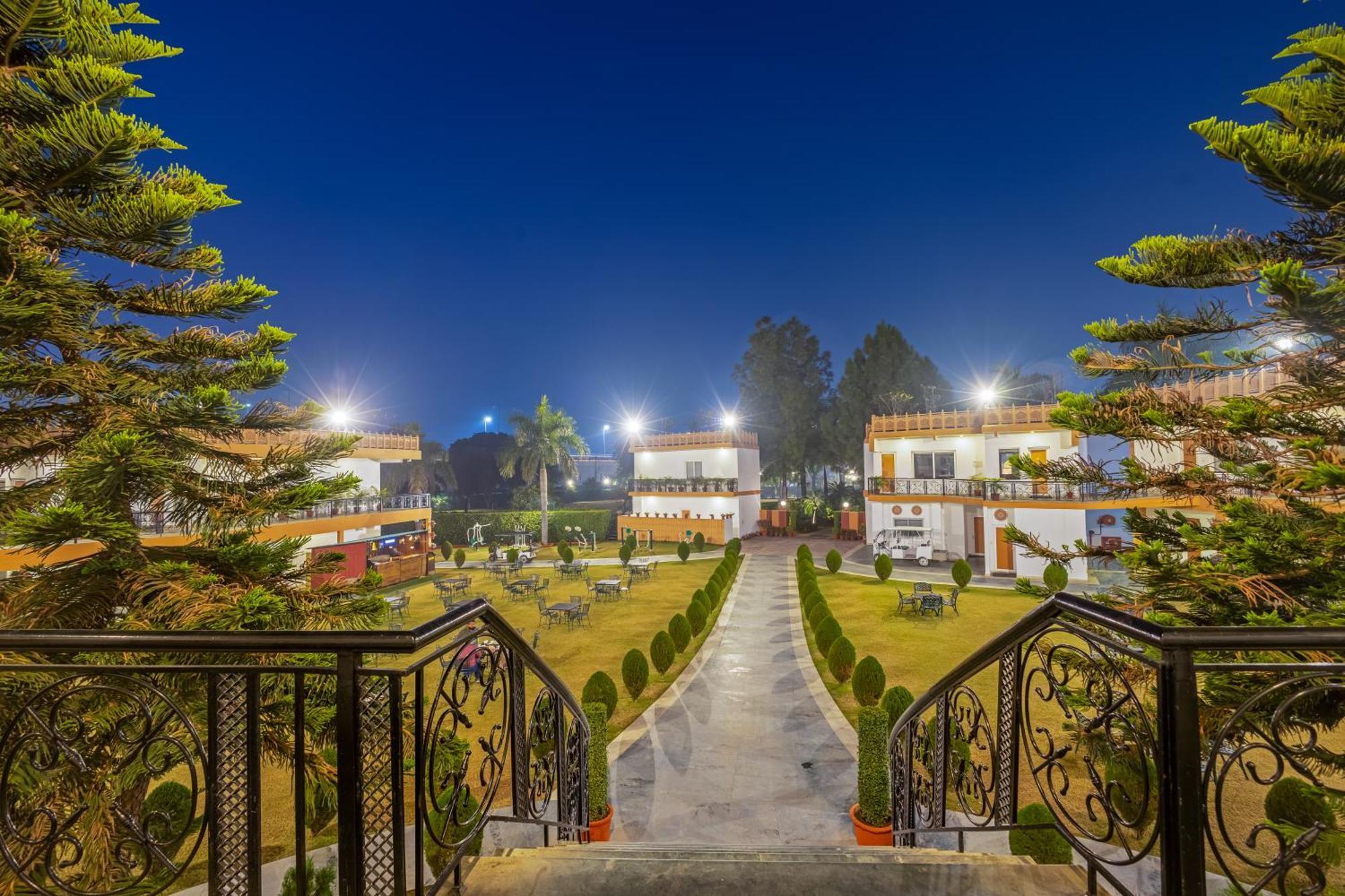Aapno Ghar & Amusement Park Resort Gurgaon