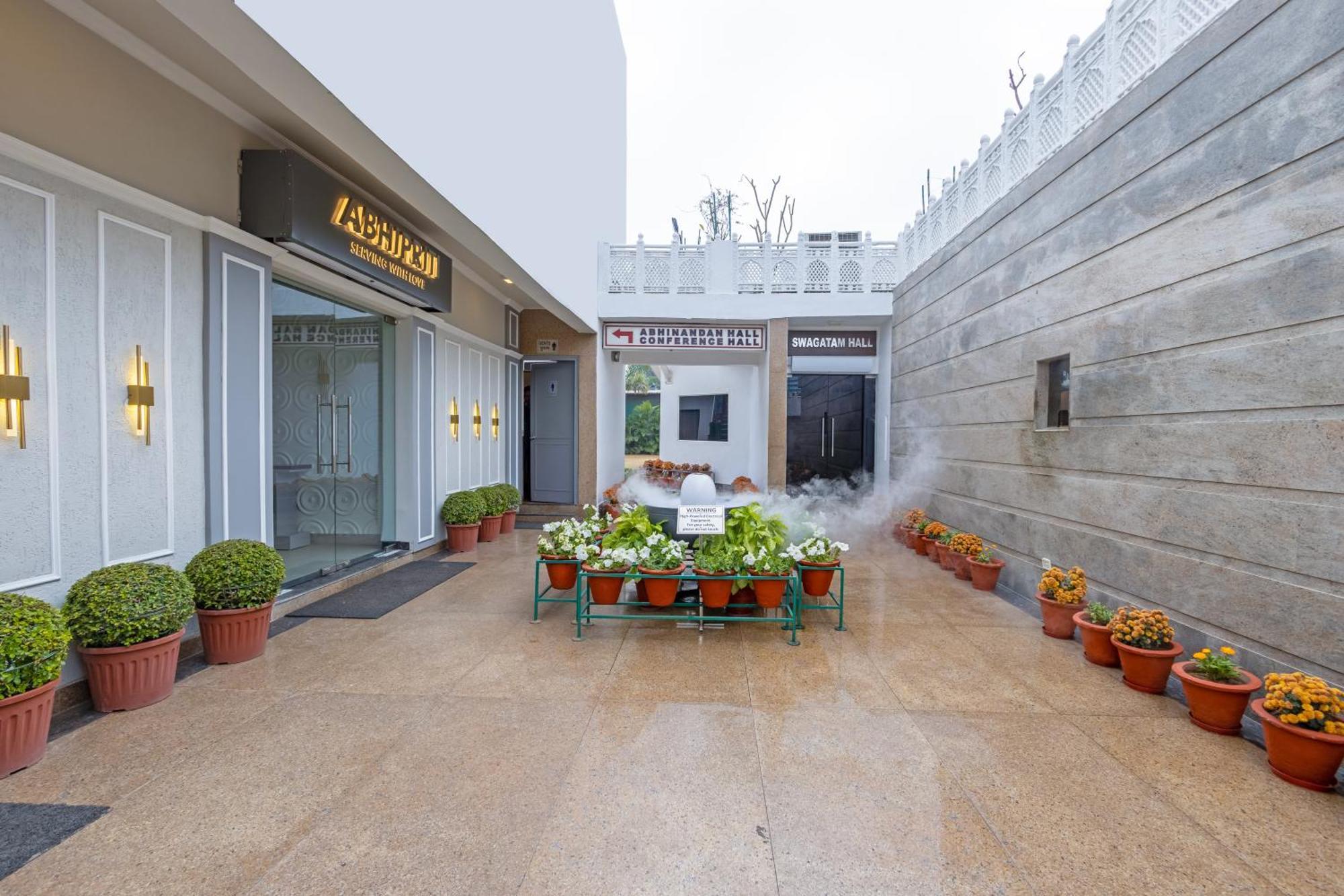 Aapno Ghar & Amusement Park Gurgaon