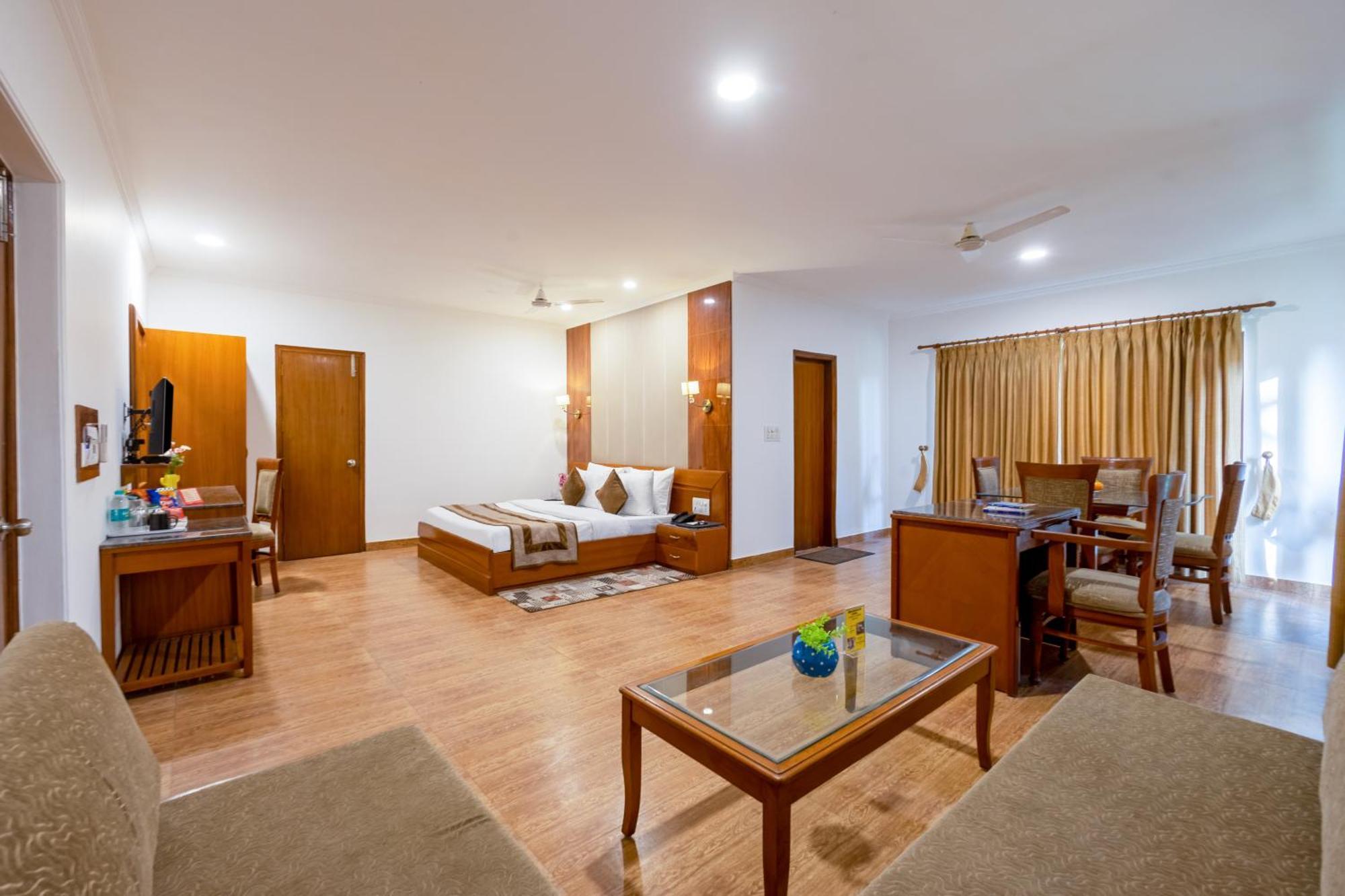 Resort Aapno Ghar & Amusement Park Gurgaon