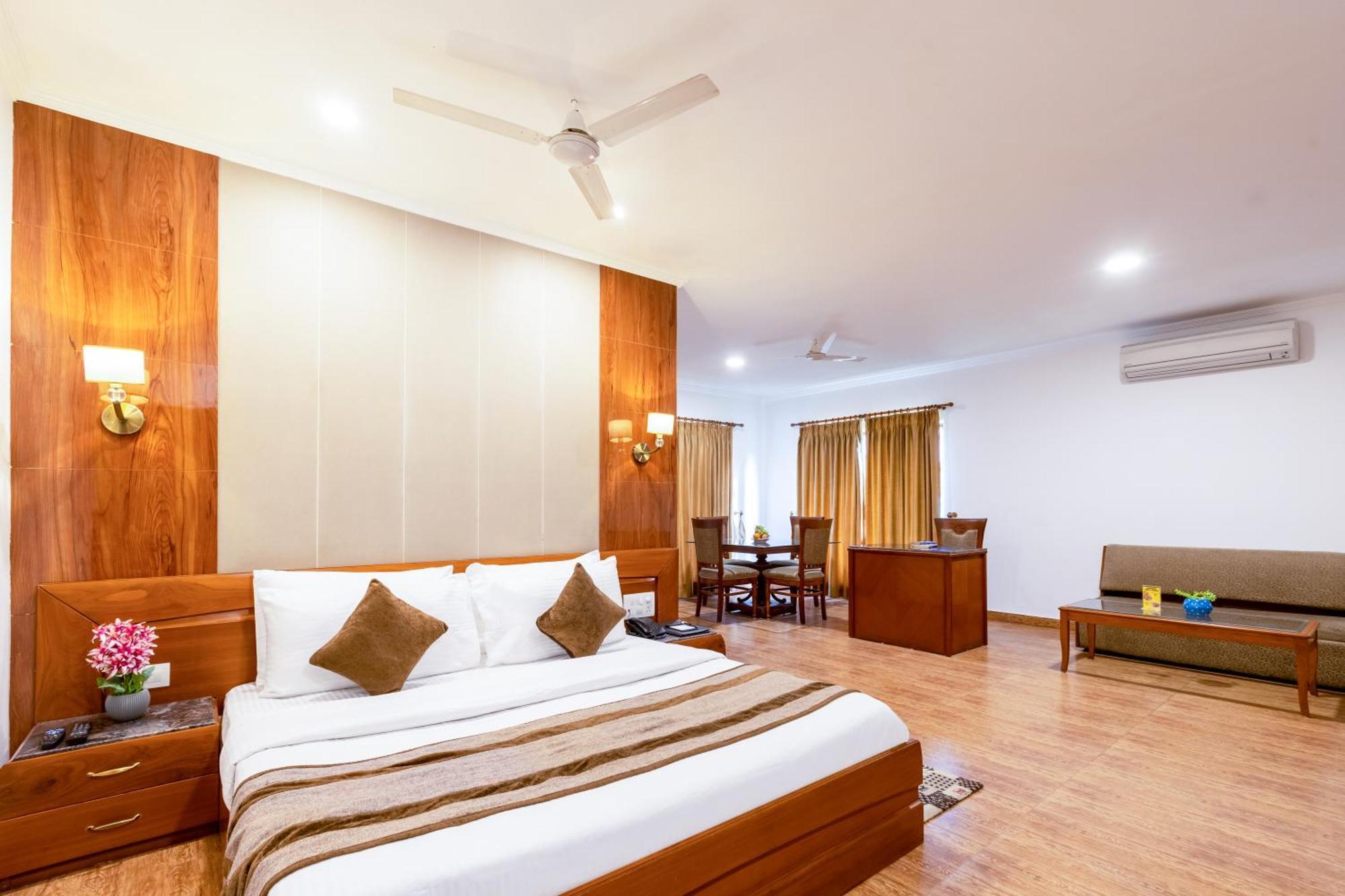 Resort Aapno Ghar & Amusement Park Gurgaon
