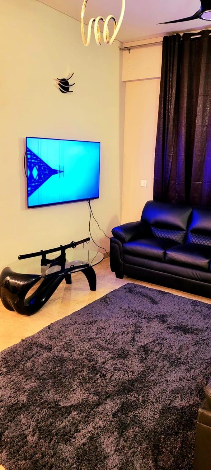 Homestay Luxury, Secure, Comfy *