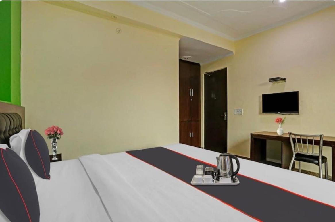 Elite Hotel 3*