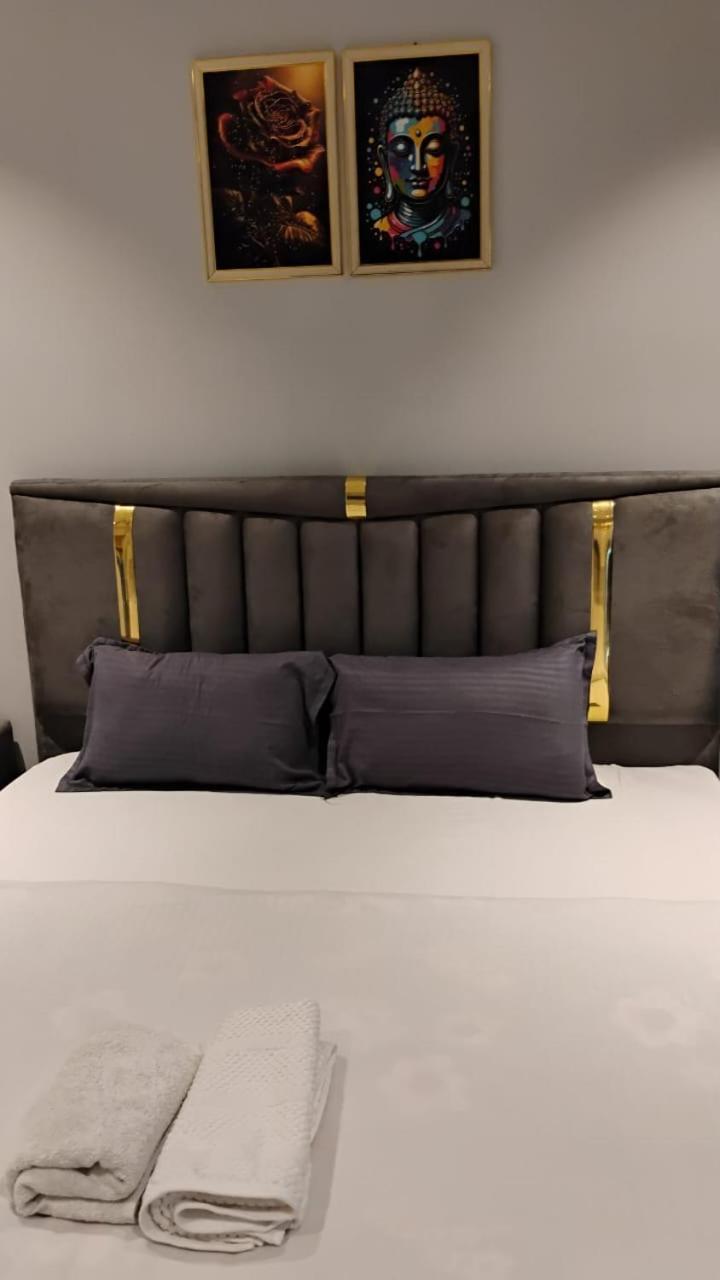 Apartment Sweet & Cozy Gurugram Gurgaon
