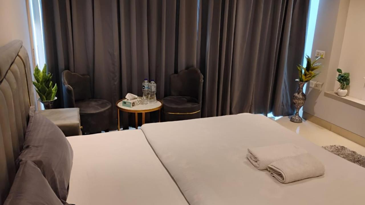 Apartment Sweet & Cozy Gurugram Gurgaon