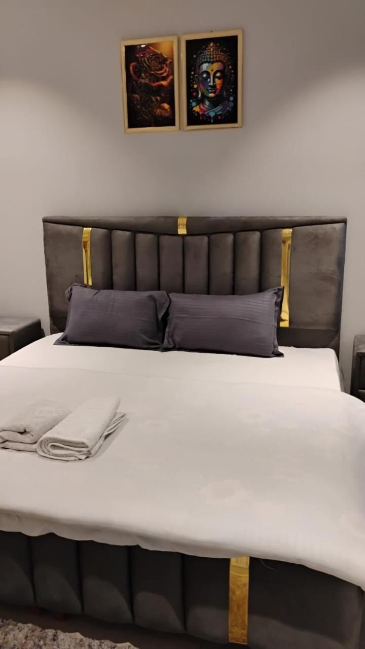 Sweet & Cozy Gurugram Apartment Gurgaon