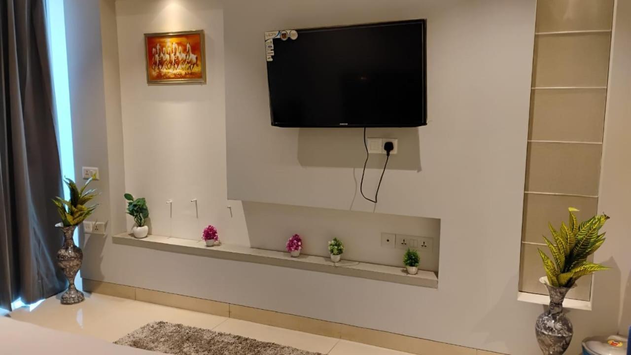 Apartment Sweet & Cozy Gurugram Gurgaon