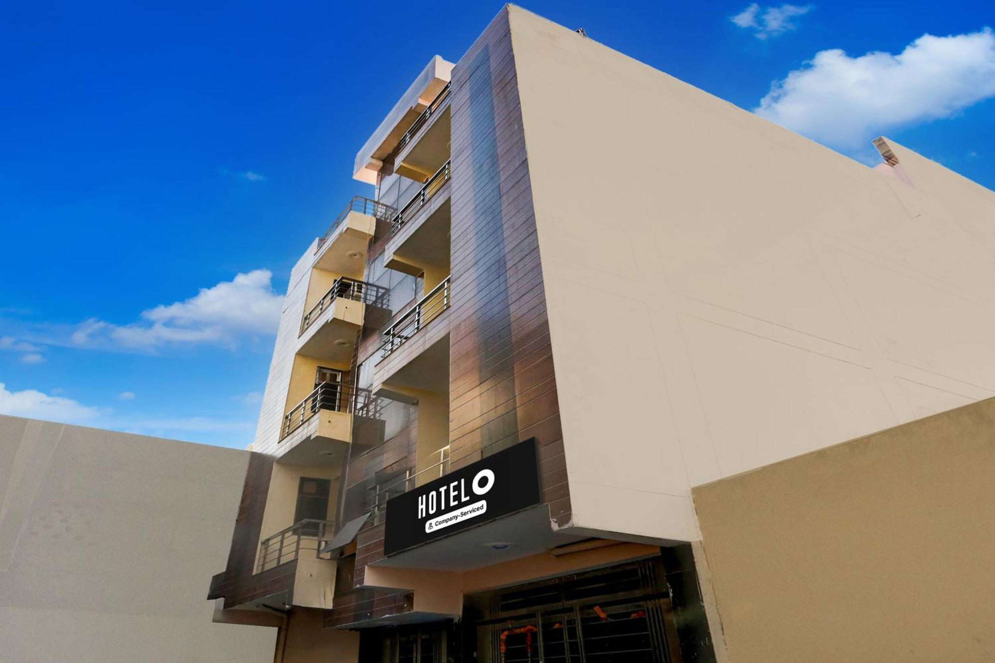 Hotel Super O Sheetla Colony