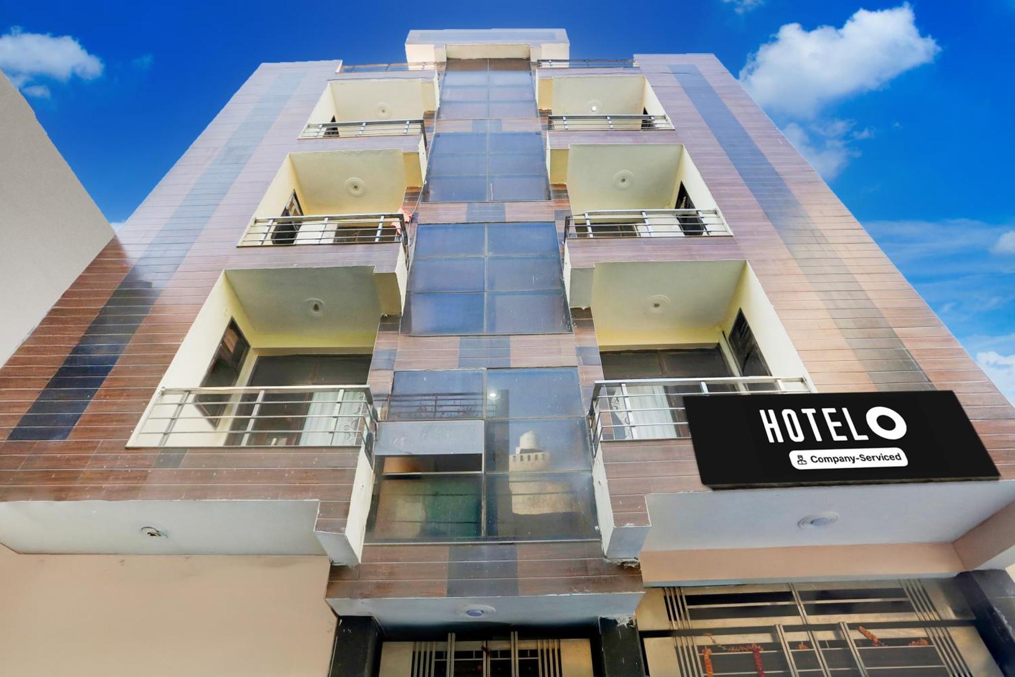 Super O Sheetla Colony 3* Gurgaon
