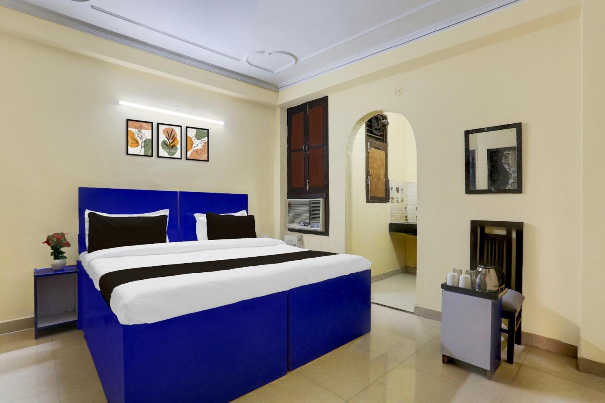 Super O Sheetla Colony 3* Gurgaon
