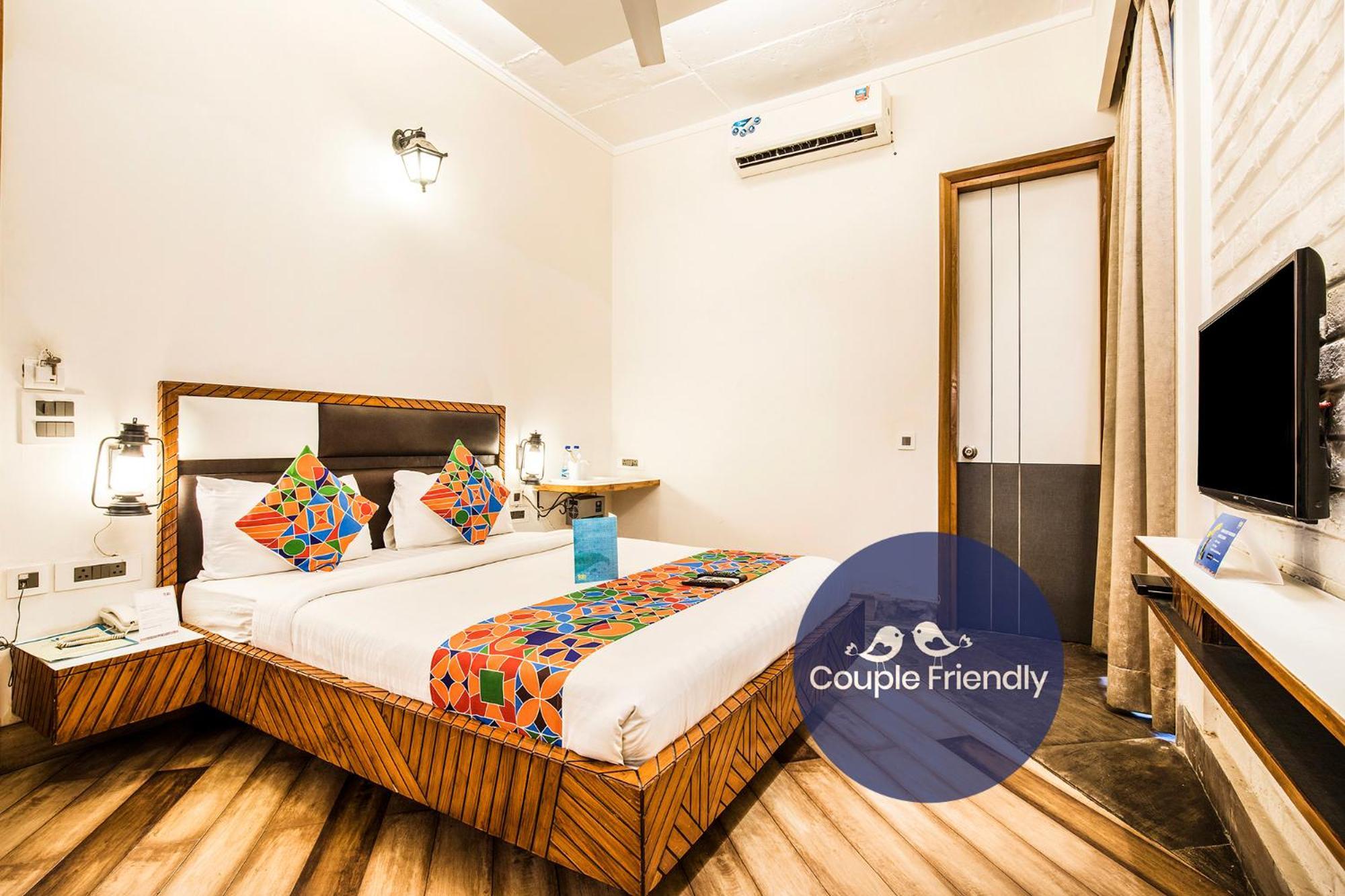 Hotel Fabhotel Premium Nest