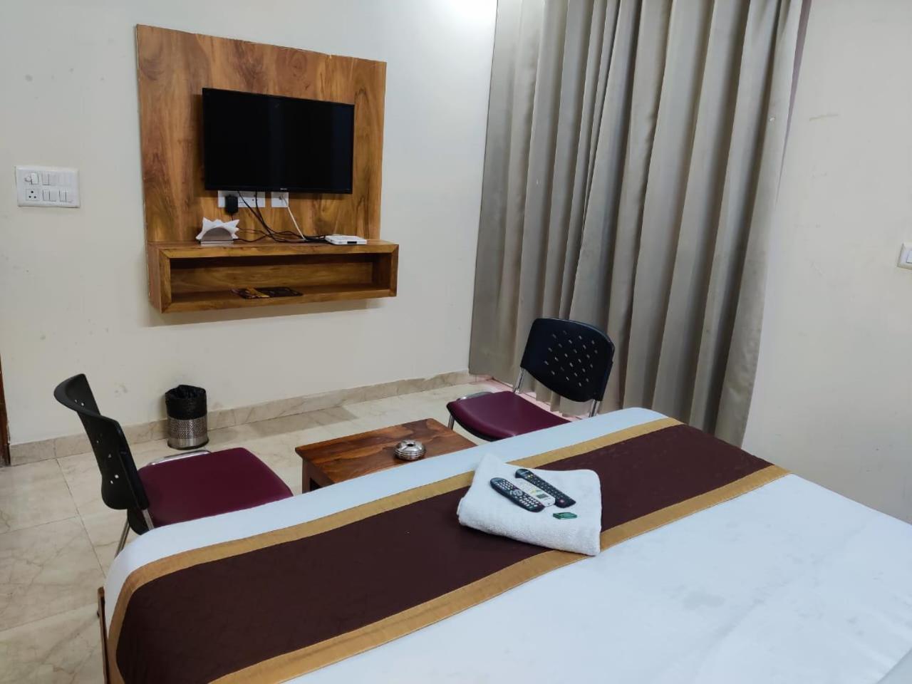 Maharaja Hotel 3*