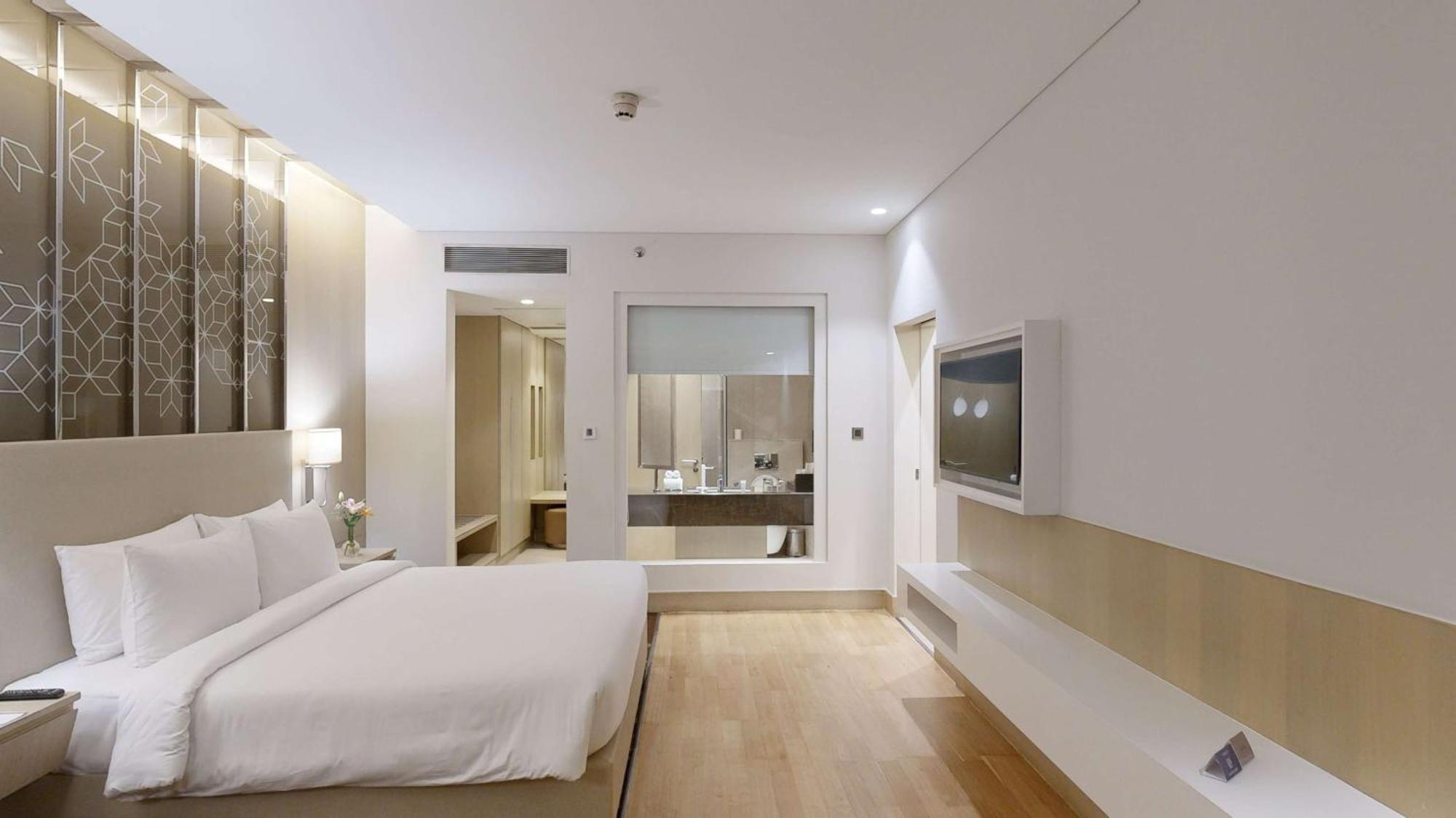 Radisson Gurugram Udyog Vihar Hotel