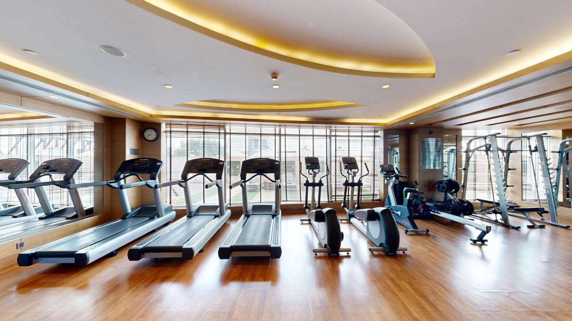 Radisson Gurugram Udyog Vihar Hotel 5*