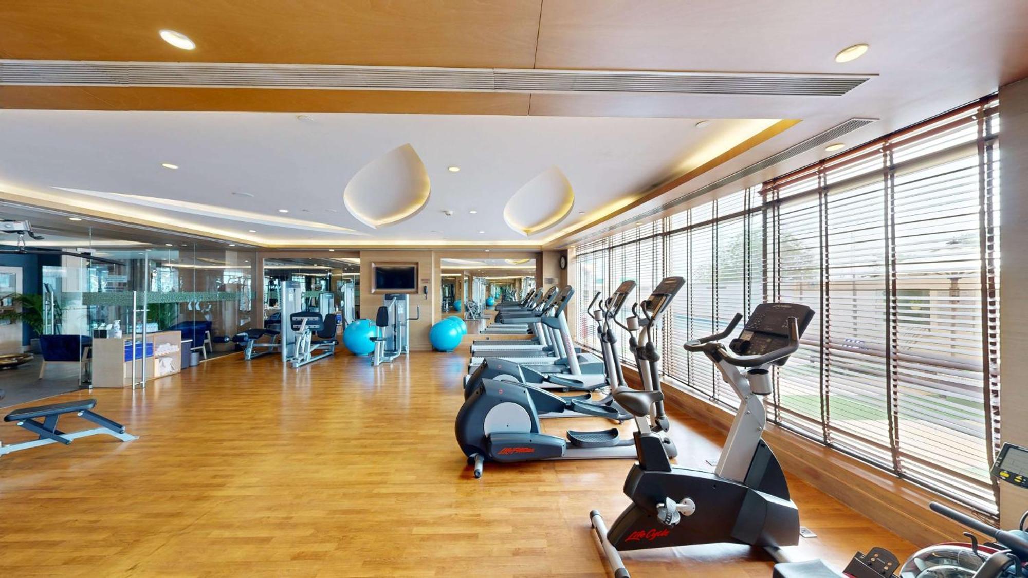 Hotel Radisson Gurugram Udyog Vihar 5*