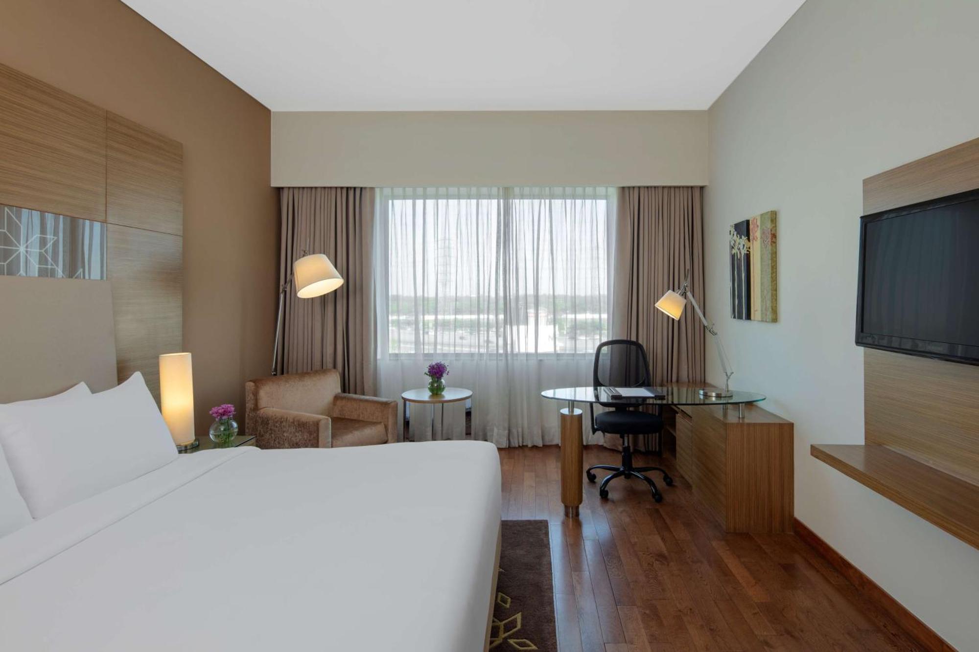 Radisson Gurugram Udyog Vihar 5* Gurgaon