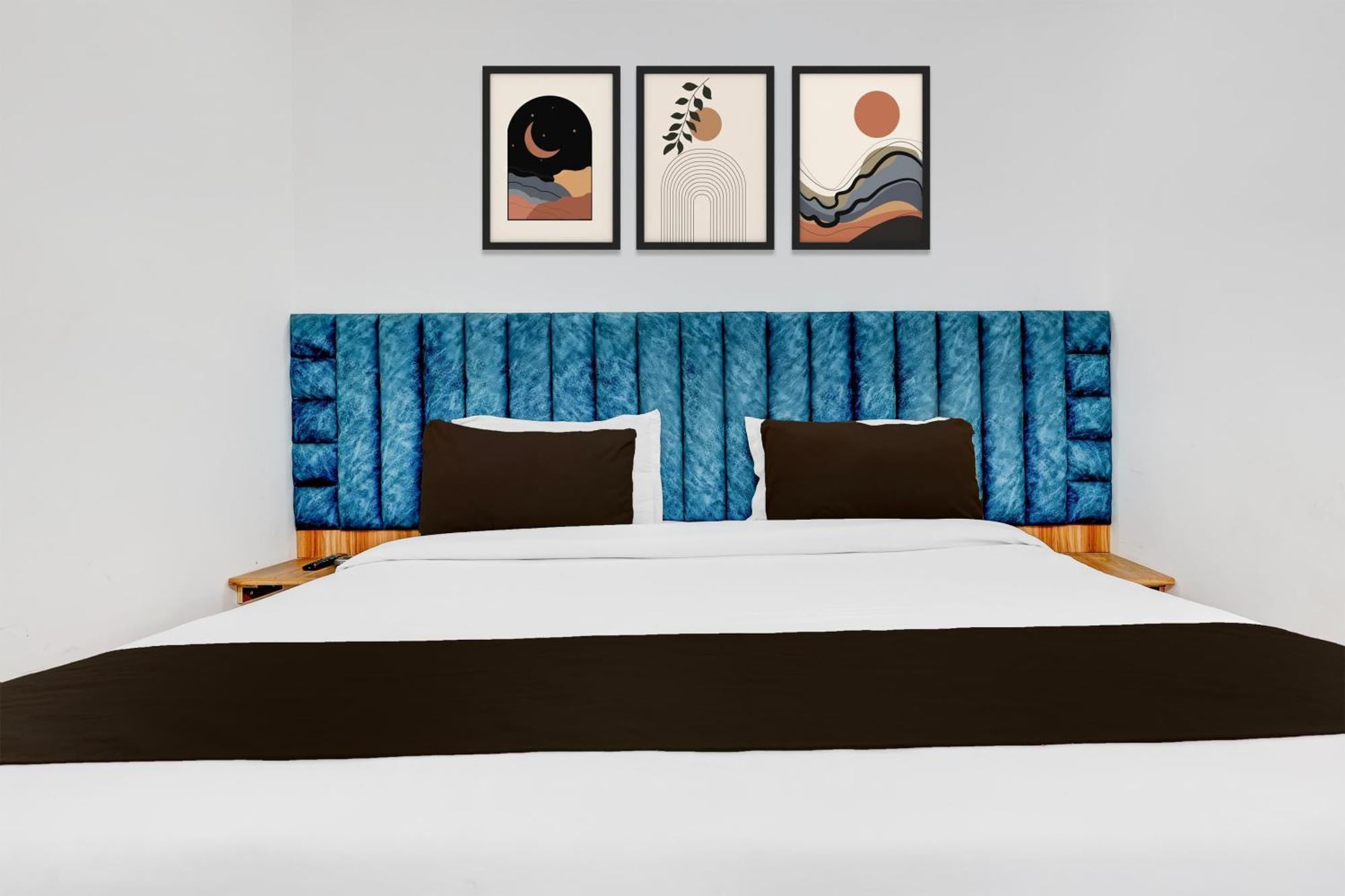 Super Townhouse Sector 1 Manesar * Gurgaon
