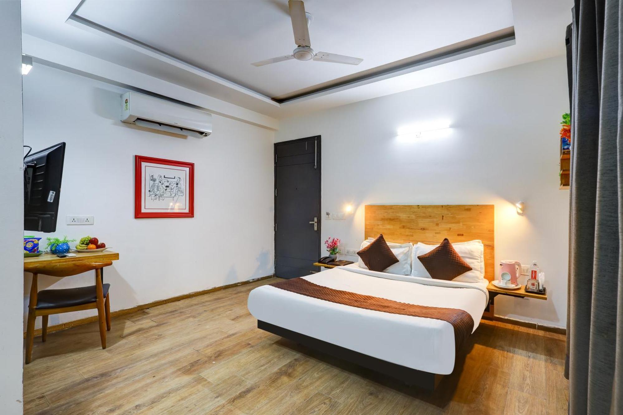 Wedlock Sector 47 3* Gurgaon