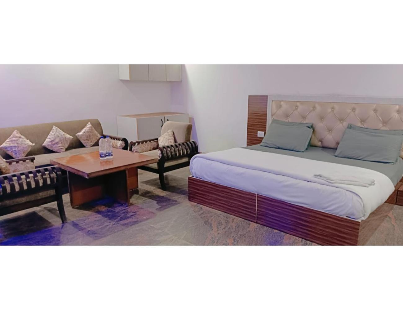 Singh Residency , Gurgaon