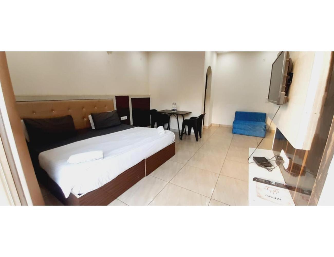 Singh Residency , * Gurgaon