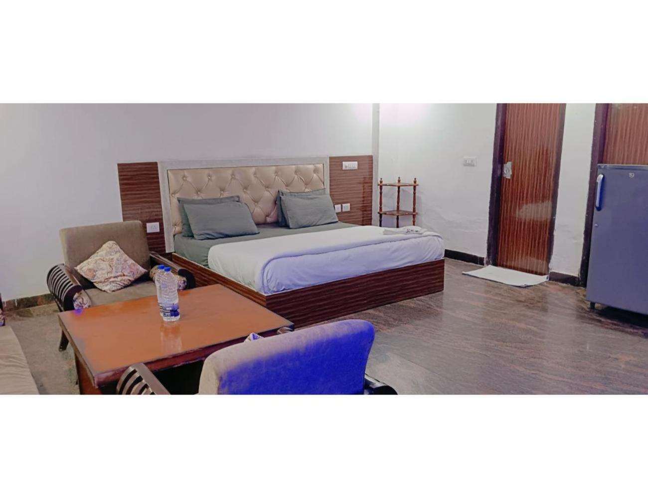 Singh Residency , Gurgaon