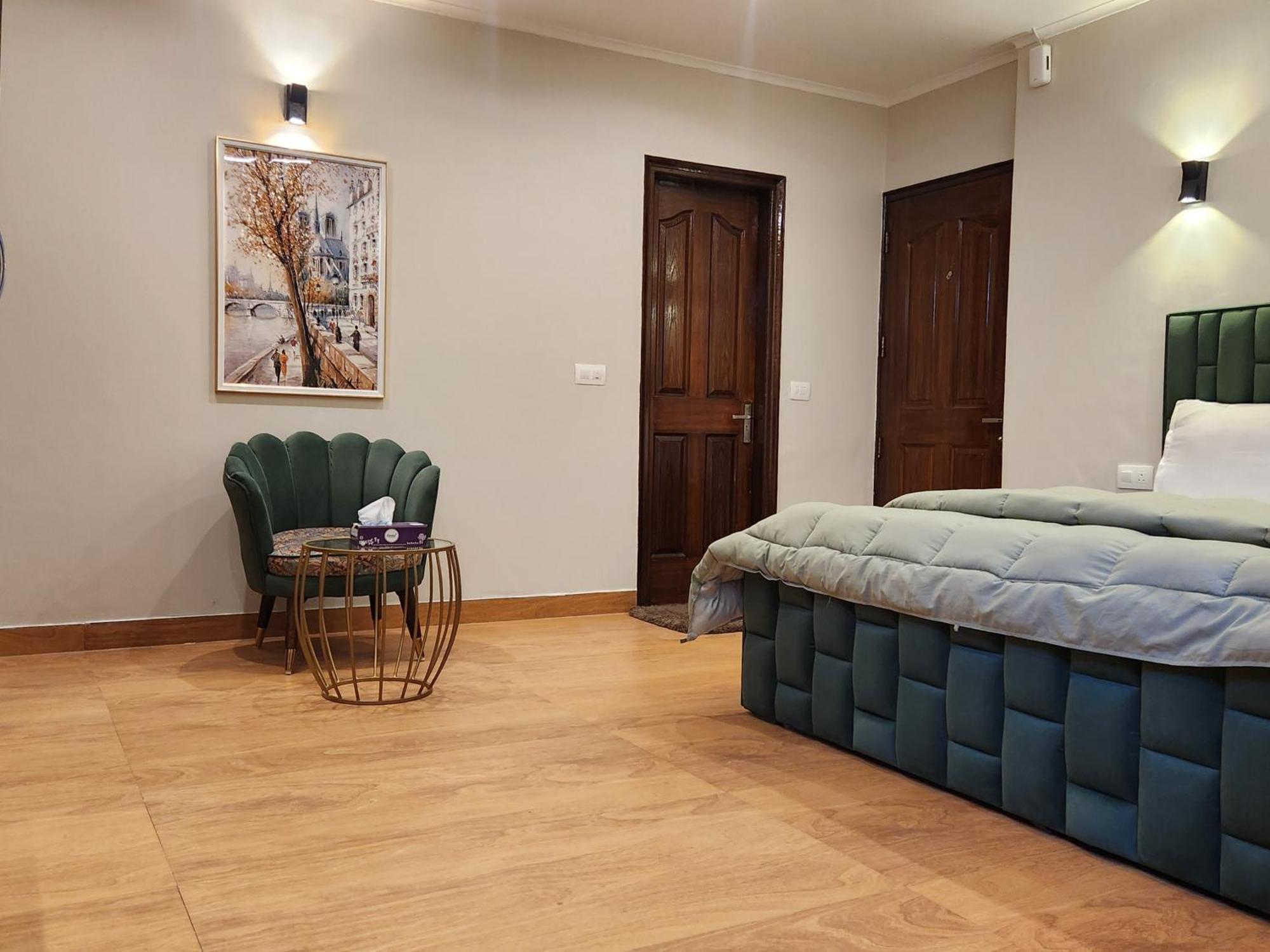 Premier - Golf Course Road ,gurgaon Hotel Gurgaon
